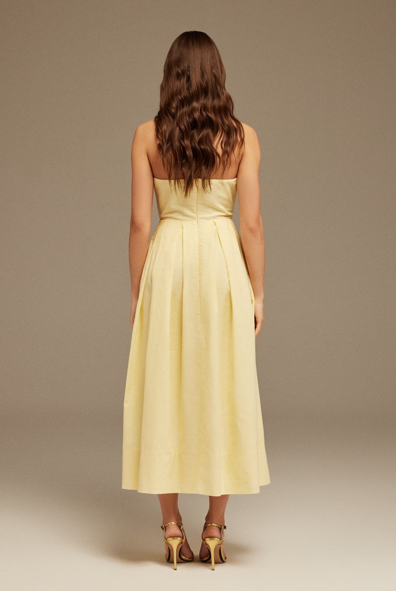 Pleated Sleeveless Midi Dress - shopaleena