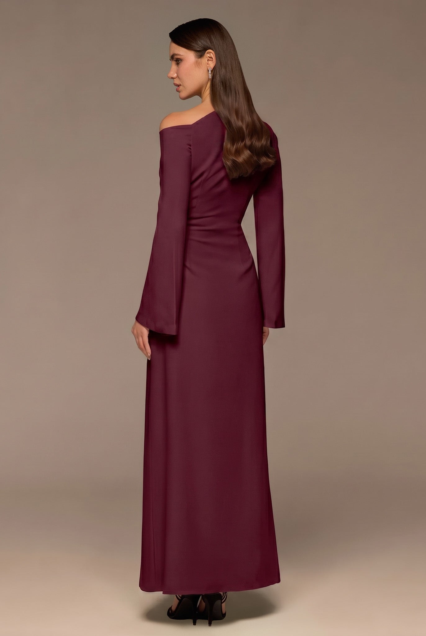 Plum Bare shoulder Crepe Maxi Dress - shopaleena