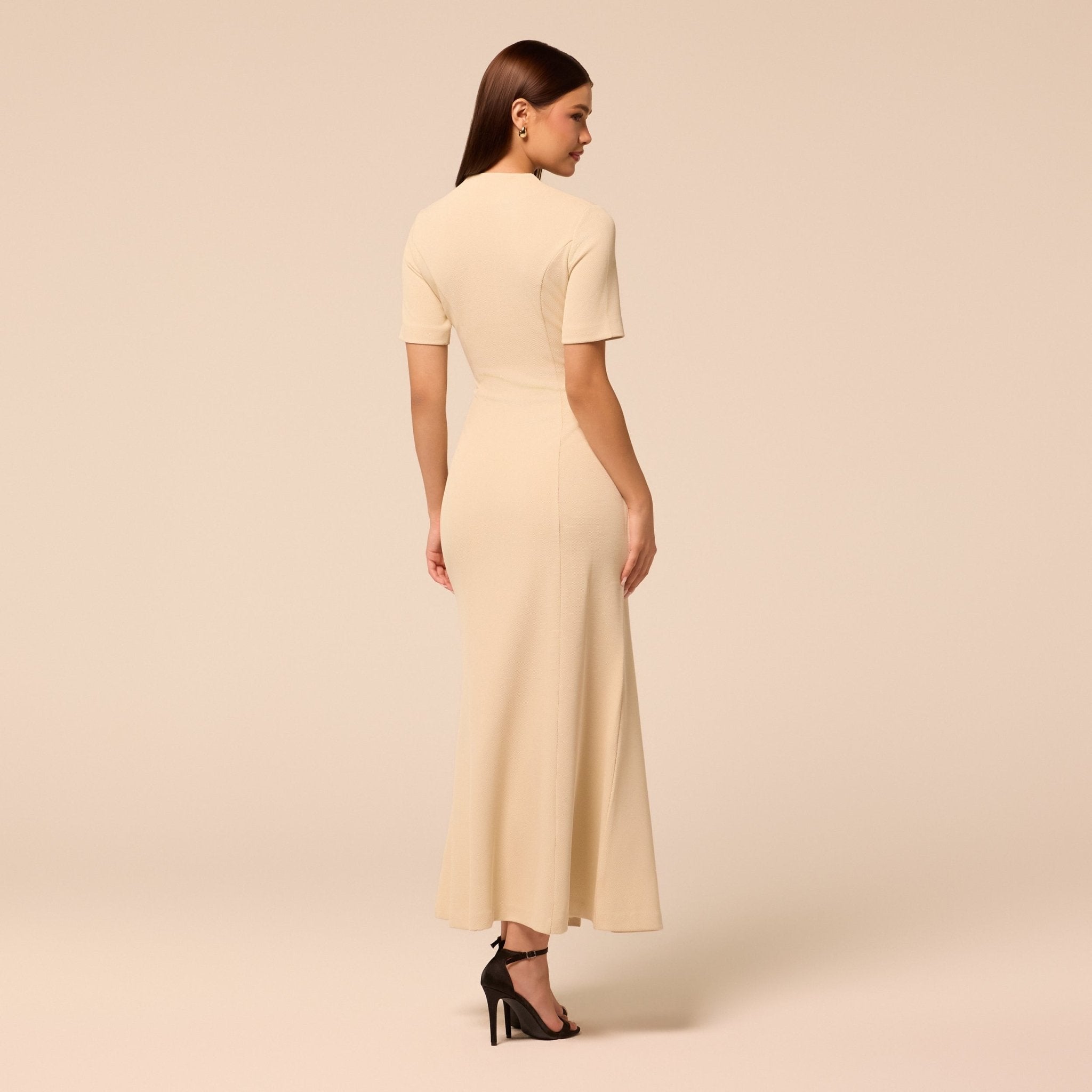 Short Sleeve V Neck Knit Maxi Dress - shopaleena