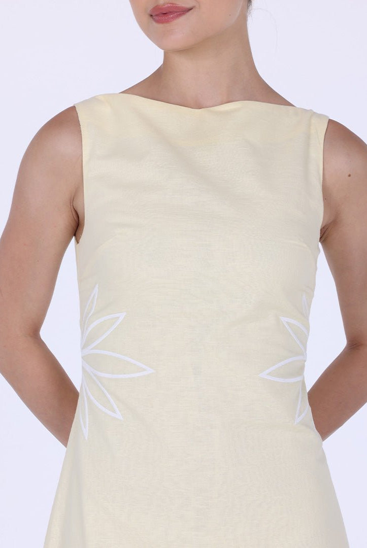 Sleeveless A - line midi dress with waist embroidery - shopaleena
