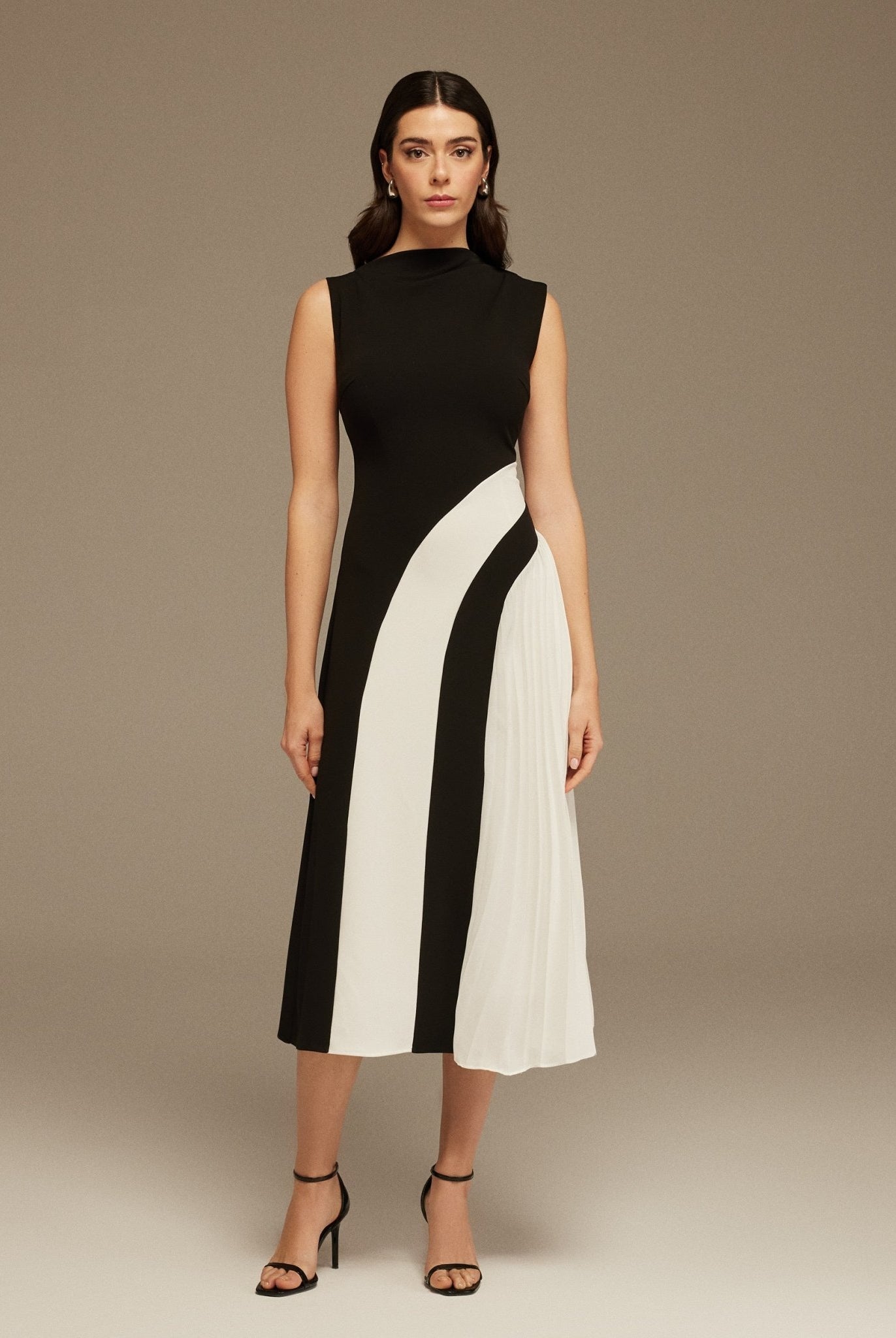 Sleeveless Crepe And Chiffon Dress - shopaleena