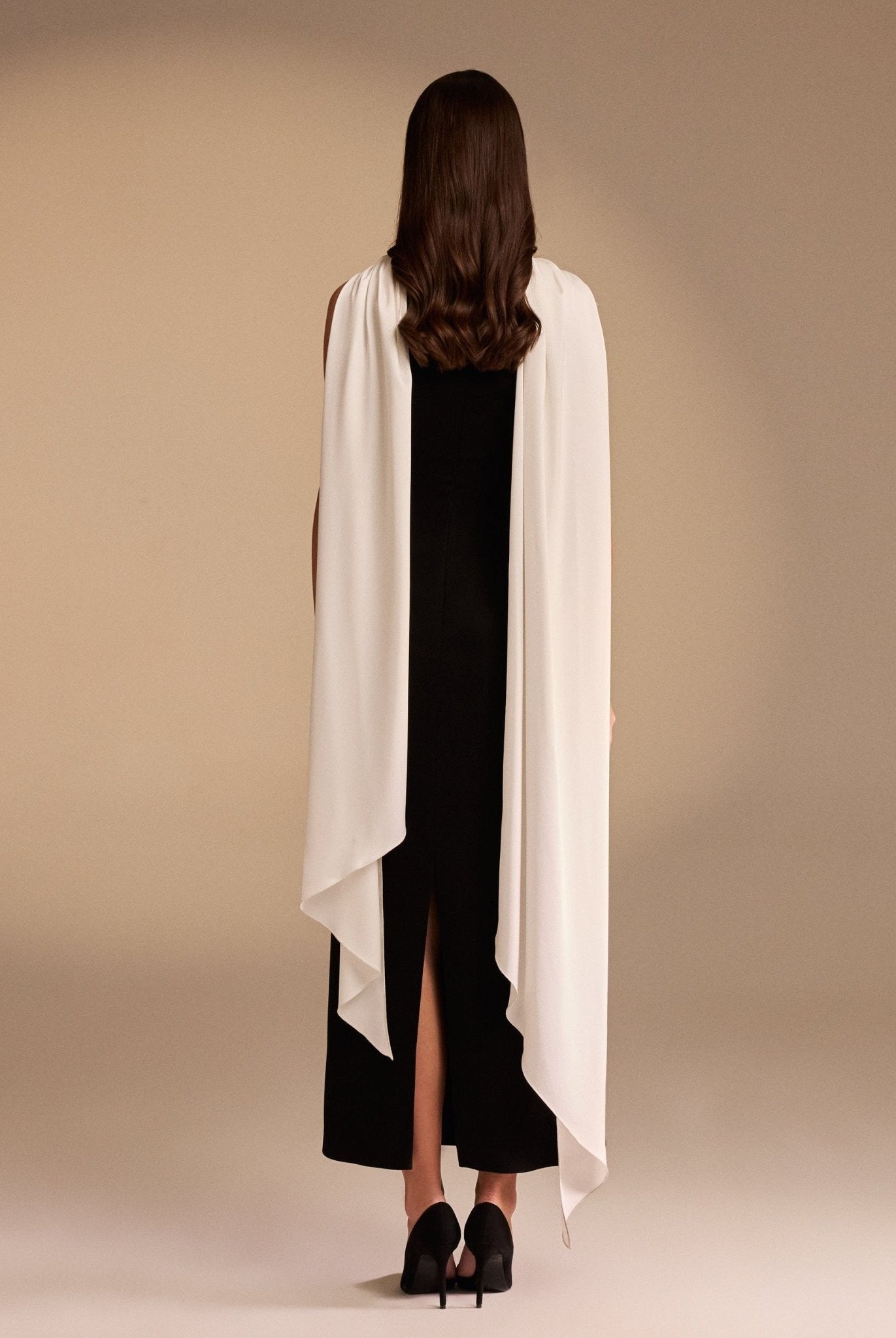 Sleeveless Crepe Maxi Dress With Scarf - shopaleena