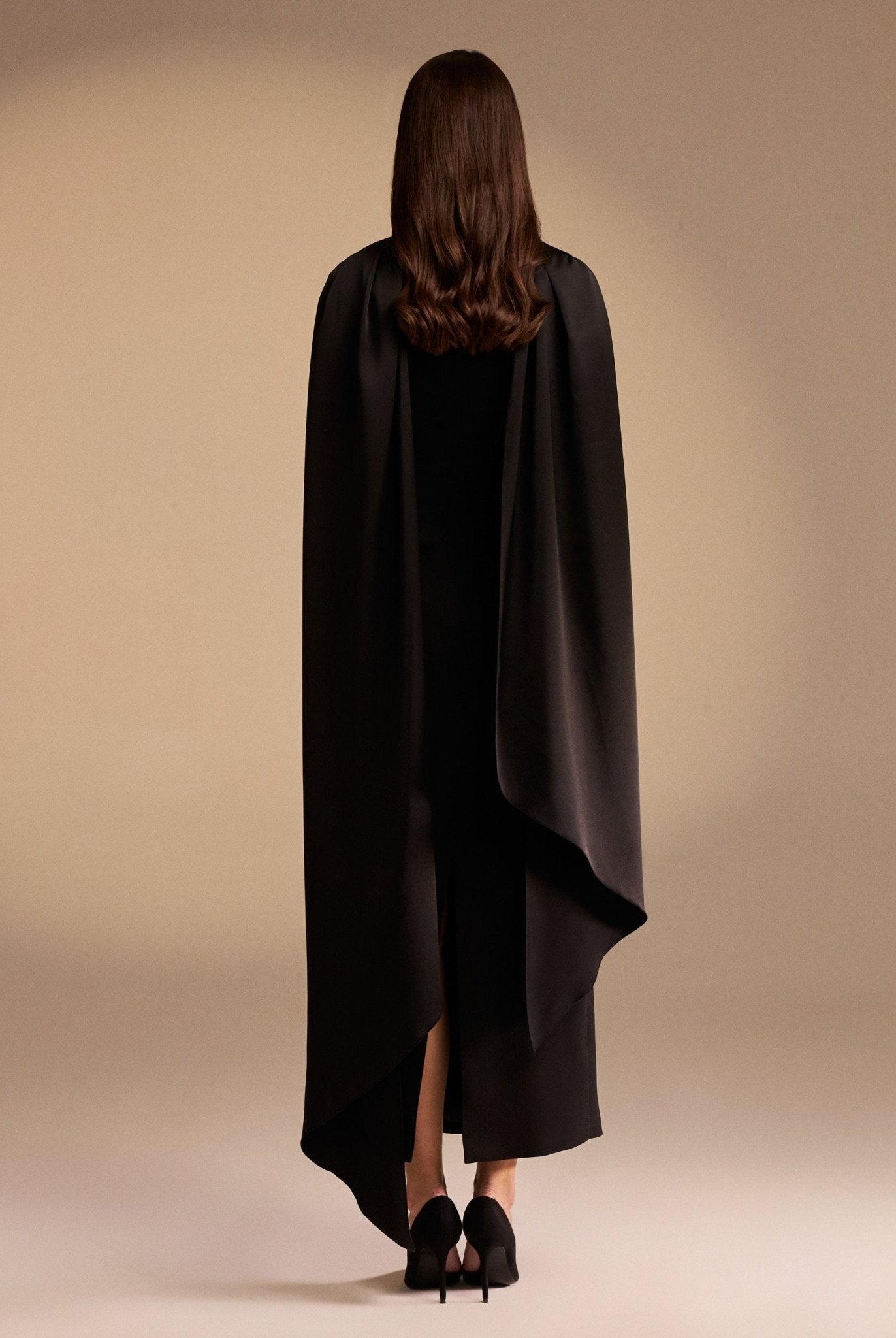 Sleeveless Crepe Maxi Dress With Scarf - shopaleena