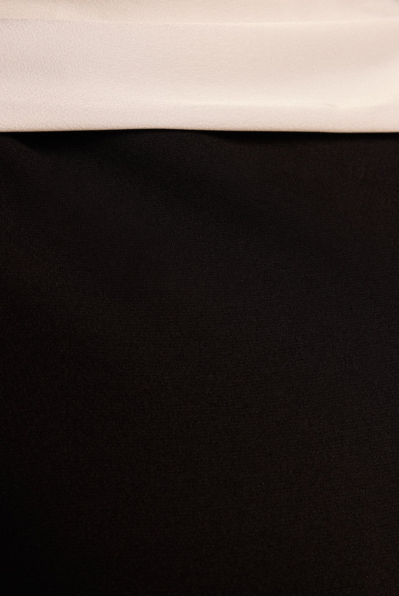 Sleeveless Crepe Maxi Dress With Scarf - shopaleena