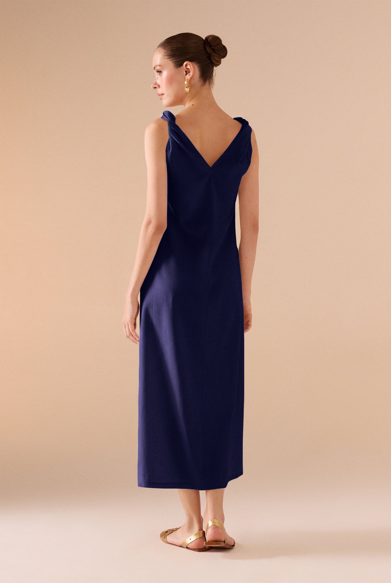 Sleeveless Loose Midi Dress in Linen Cotton Blend - shopaleena