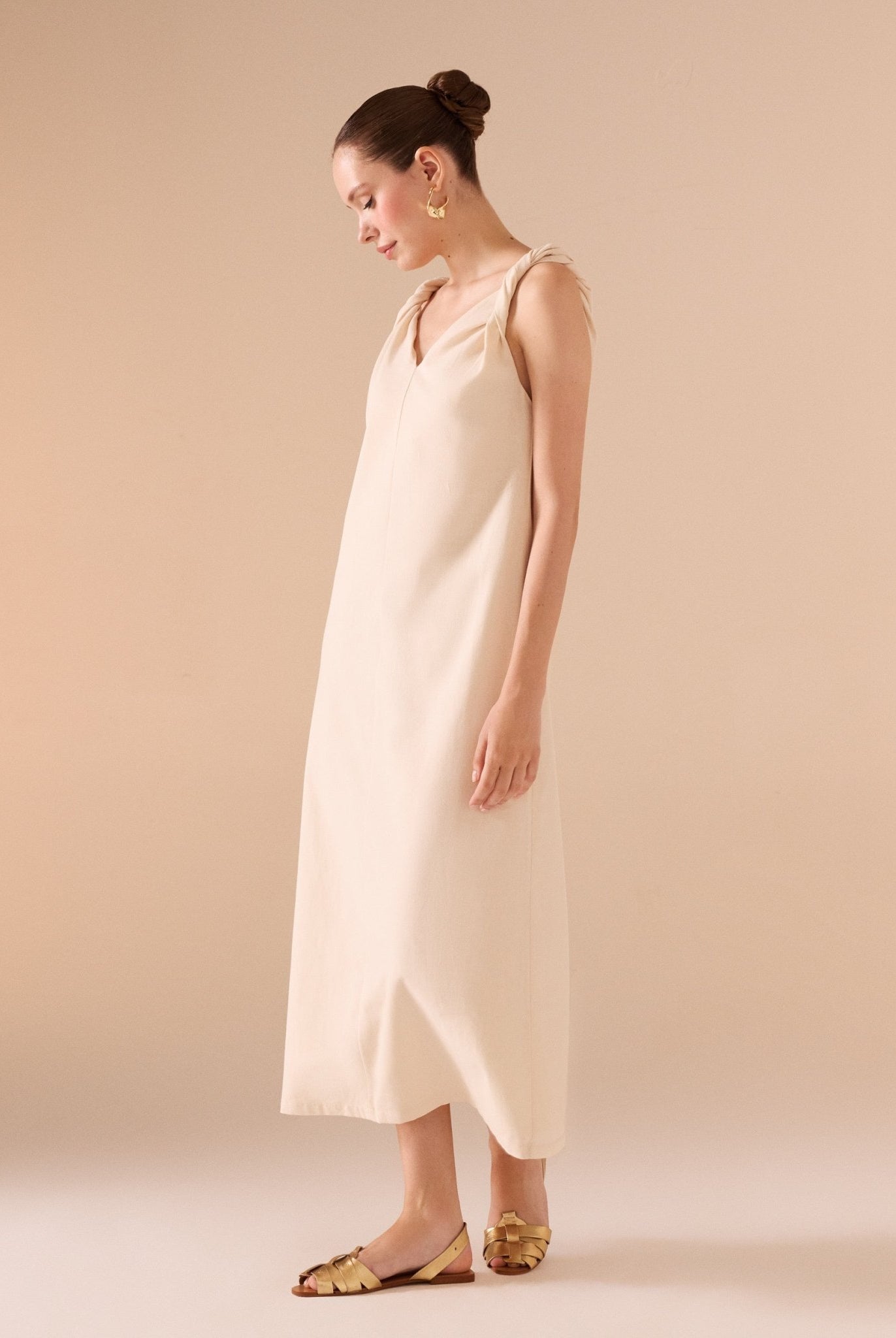 Sleeveless Loose Midi Dress in Linen Cotton Blend - shopaleena