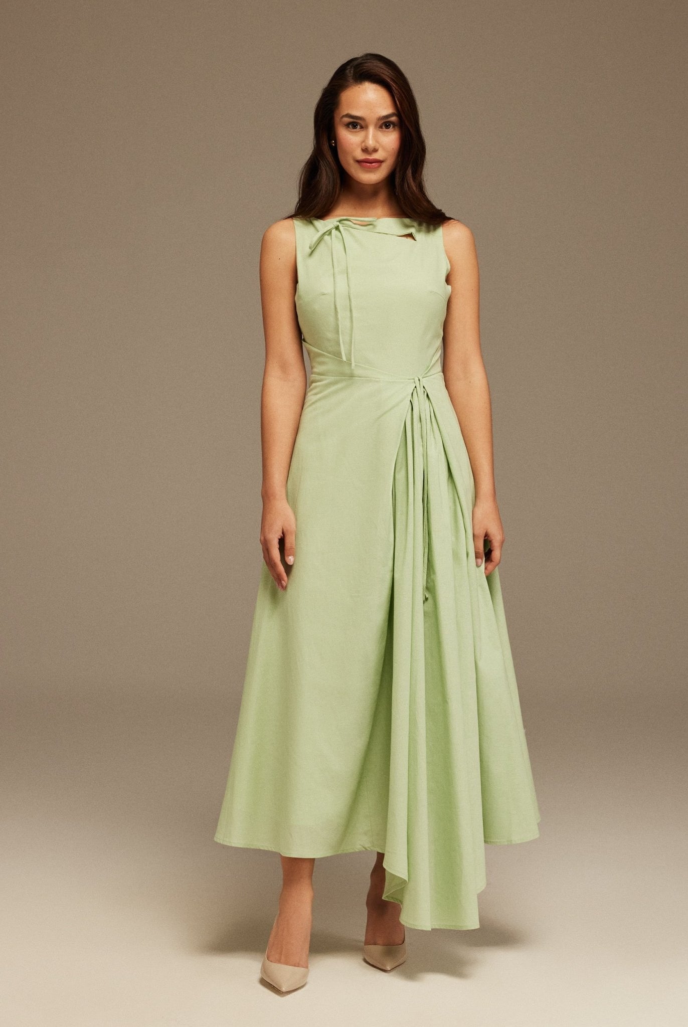 Sleeveless Midi Dress With Decorative Bows - shopaleena