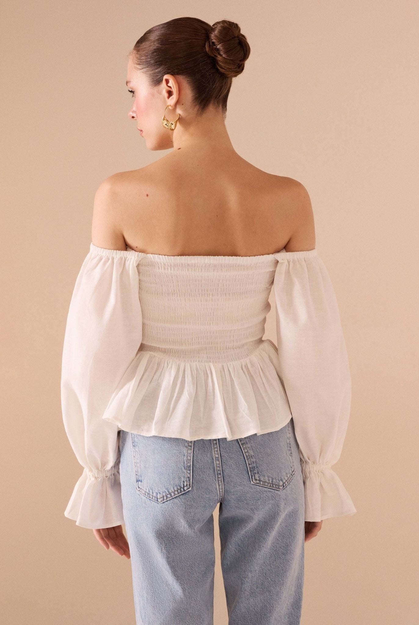 Smocked Bodice Poet Sleeve Top in Linen Cotton Blend - shopaleena