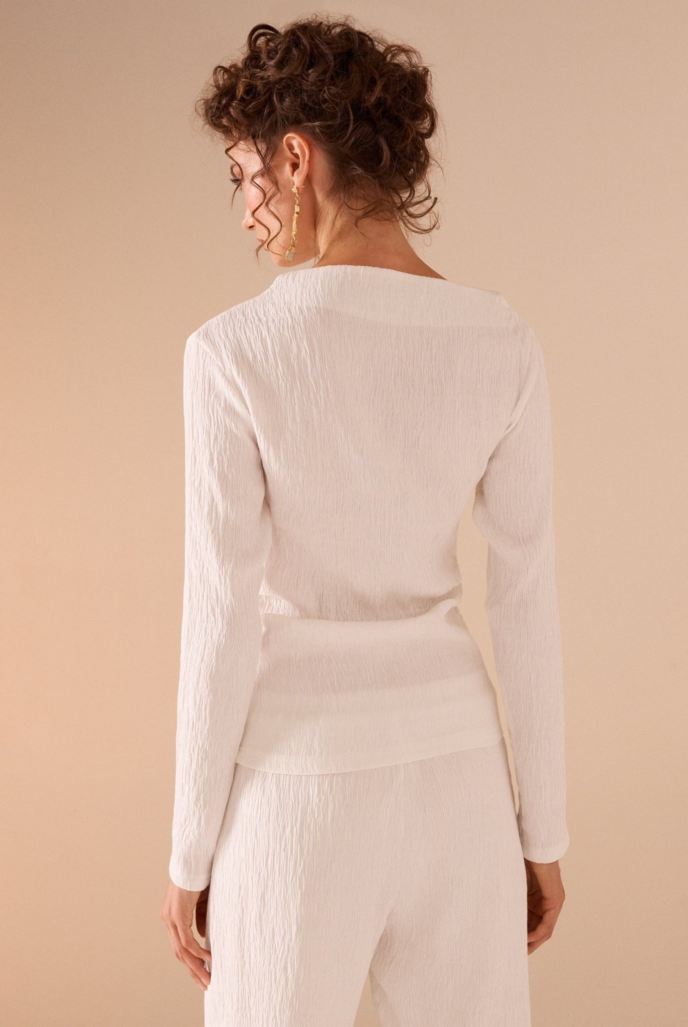 Textured Crepe Long Sleeve Top - shopaleena