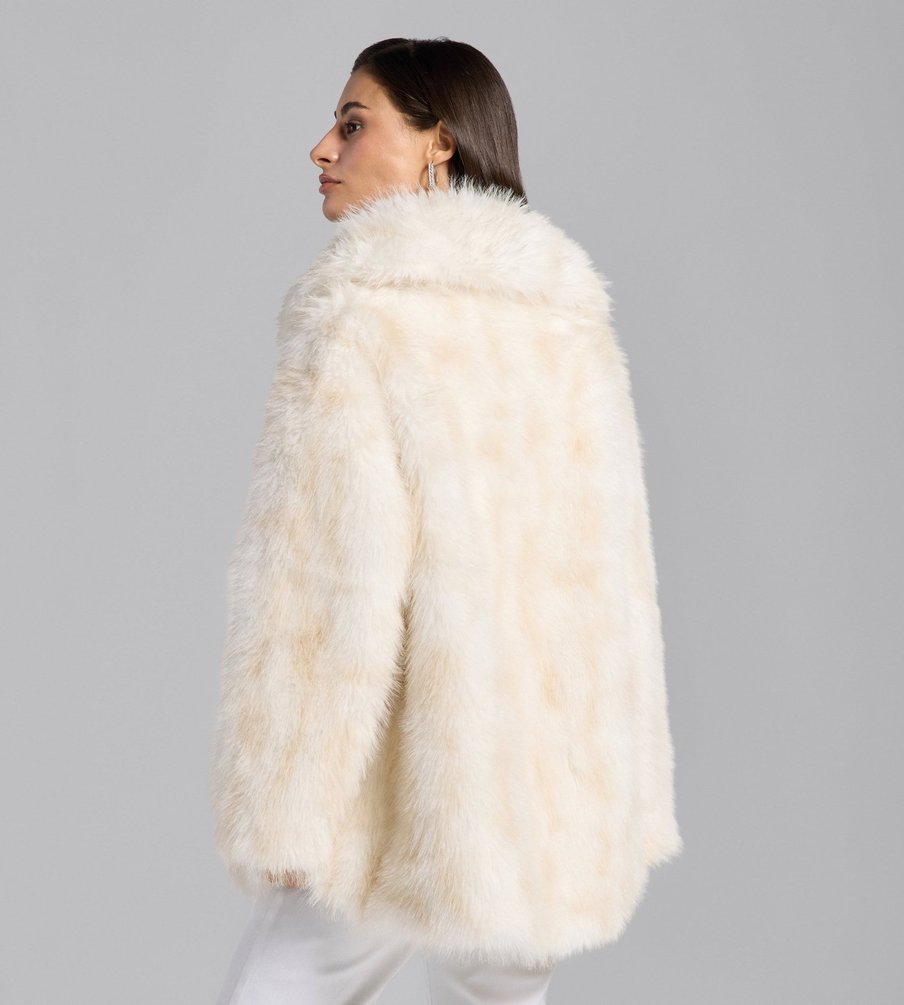 White Faux Fox Fur Coat - shopaleena