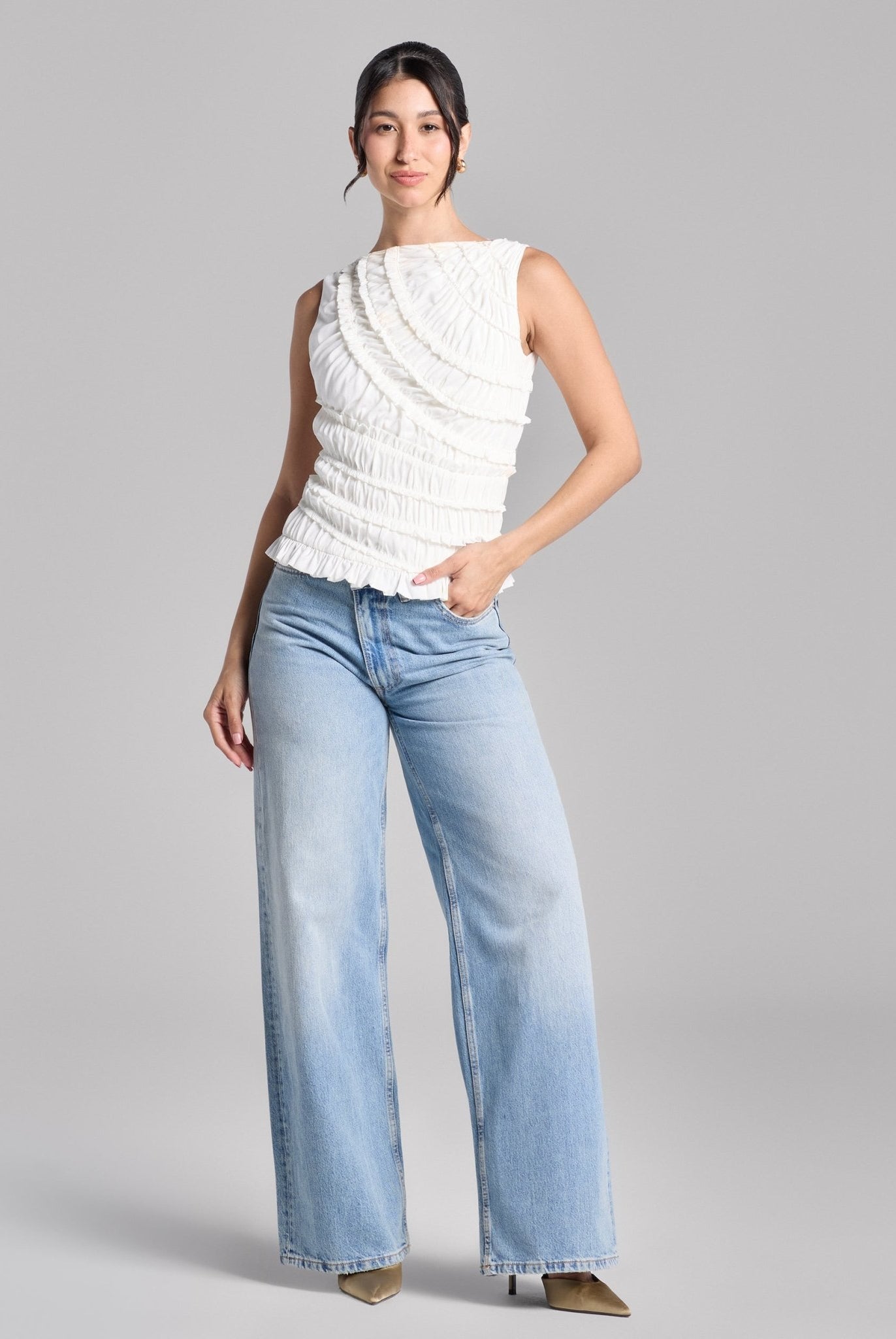 White Sleeveless Chiffon Ruffled Blouse - shopaleena