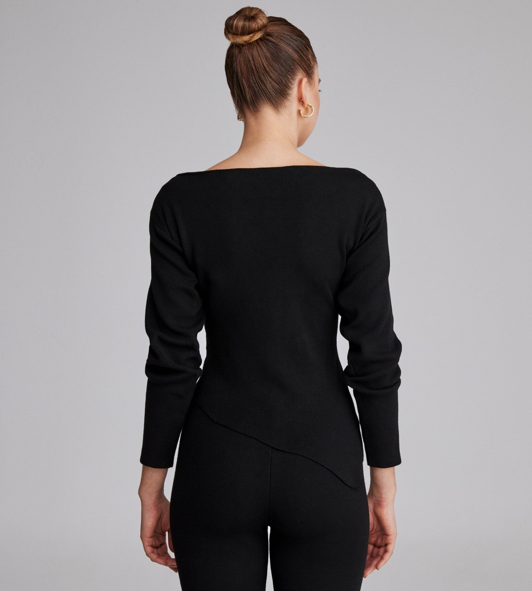 Asymmetric cut long sleeve Knitted top - shopaleena