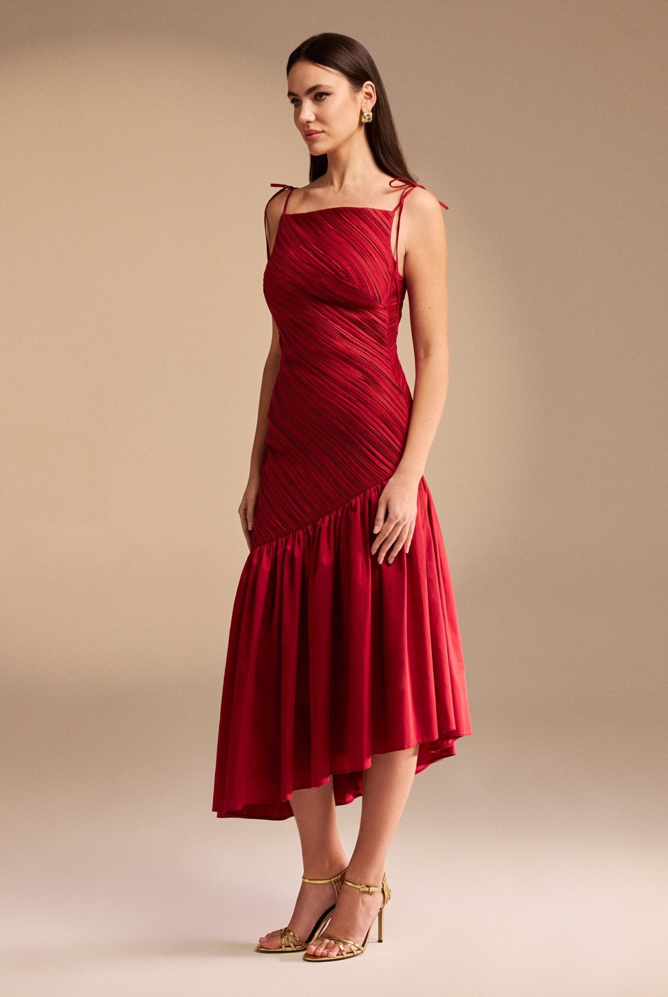 فستان ميدي بطيات وقصة غير متماثلة - shopaleena