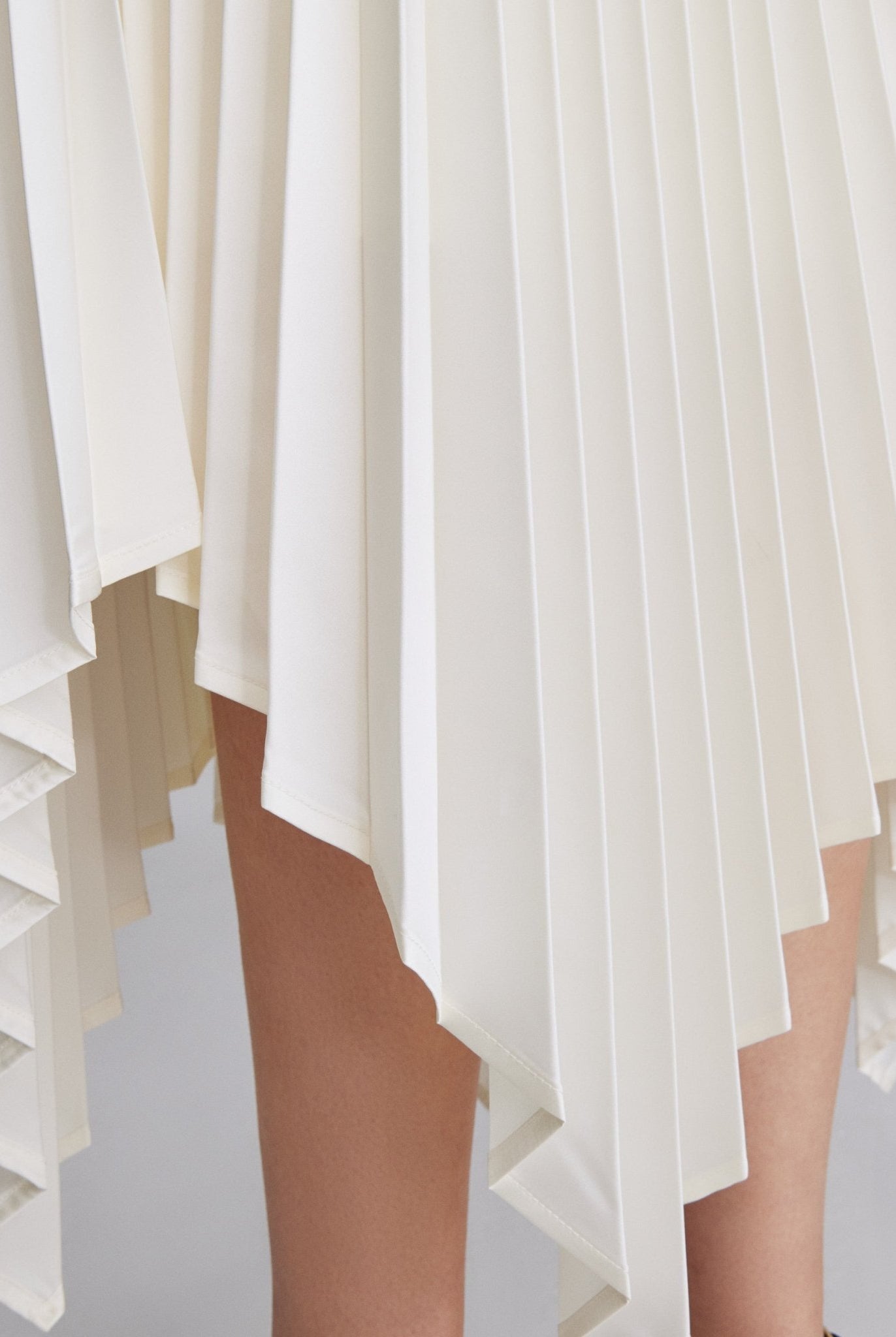 Asymmetrical Pleated Skirt - shopaleena