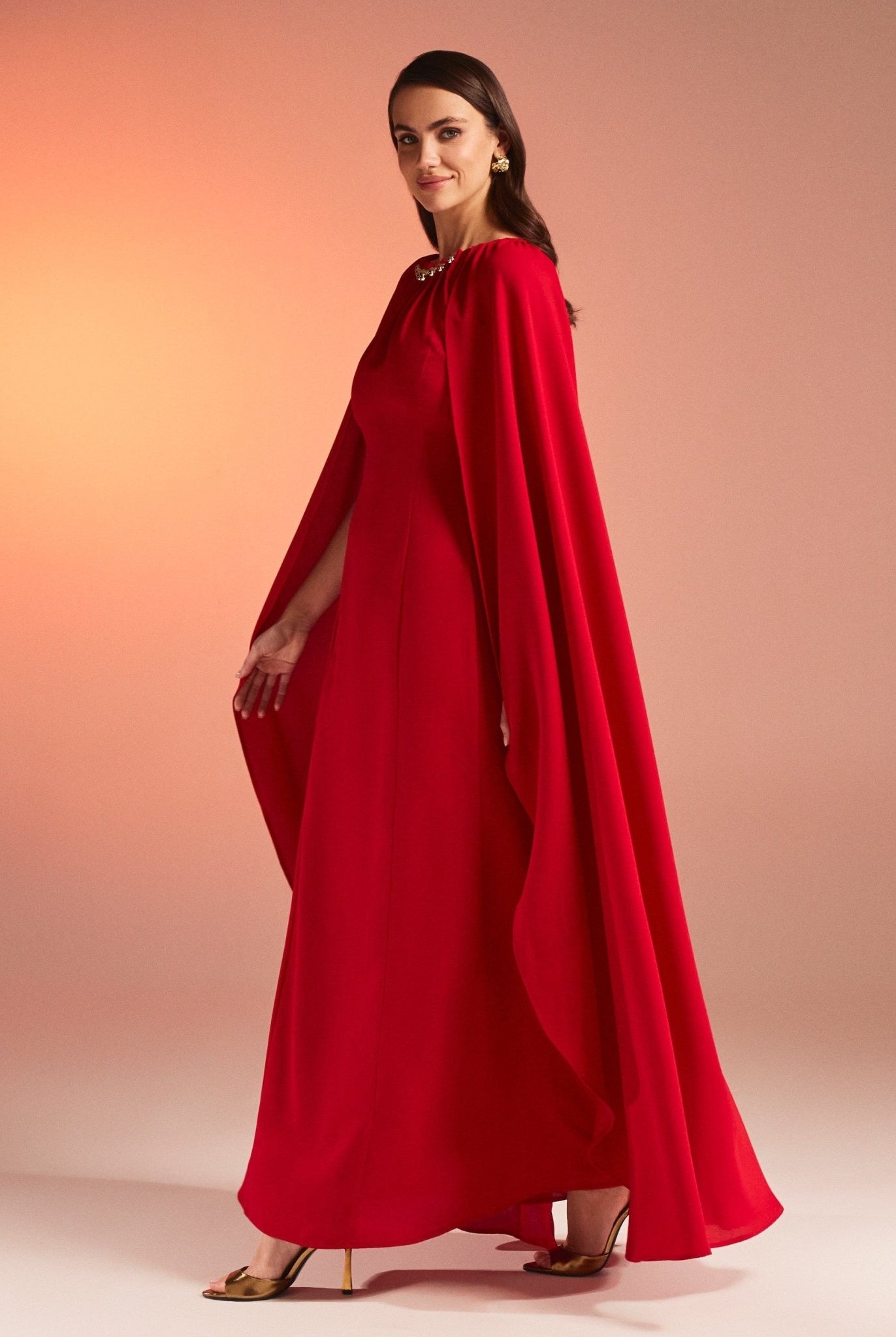 فستان بوديكون أحمر كريب مع كاب - shopaleena