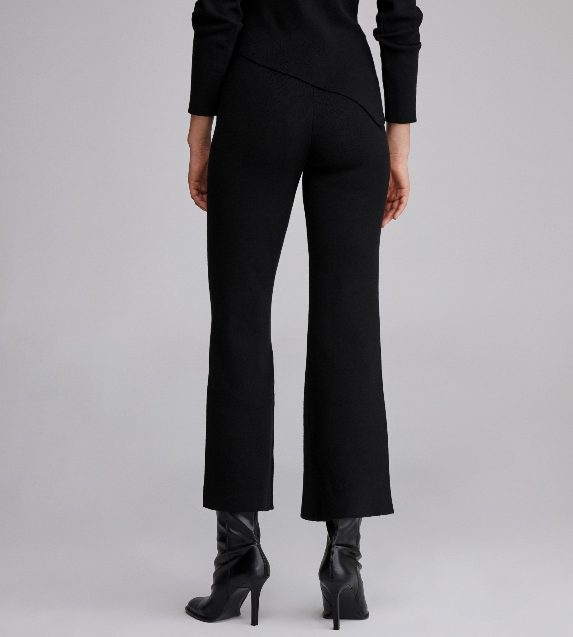 High waist knitted flare pant - shopaleena