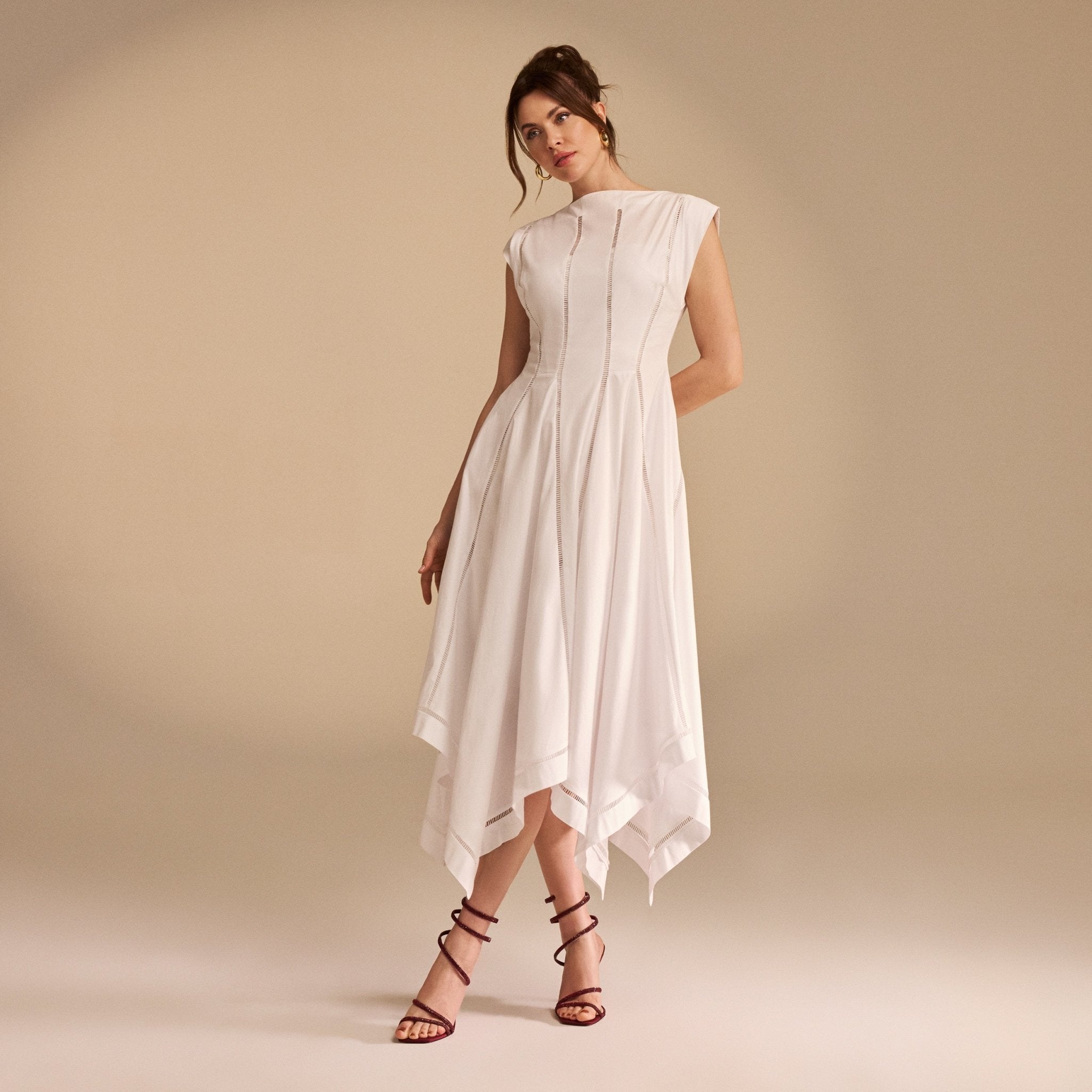 ワンピース OFF-WHITE MIDI DRESS WITH RUFFLES square-cut-ruffled-midi-