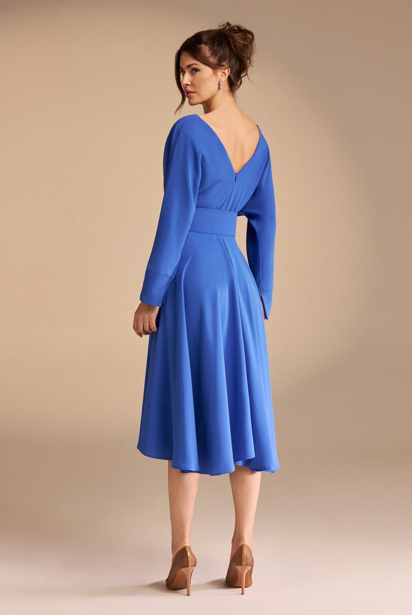 فستان أزرق متوسط الطول برقبة V - shopaleena