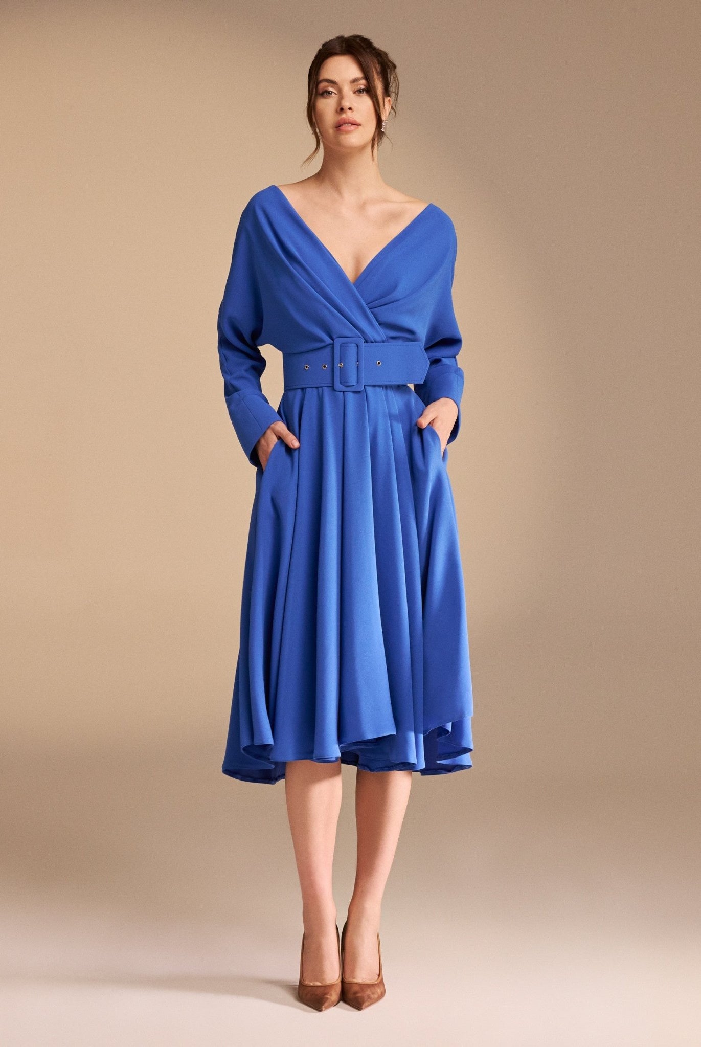 V-Neck Long Sleeve Midi Dress - shopaleena