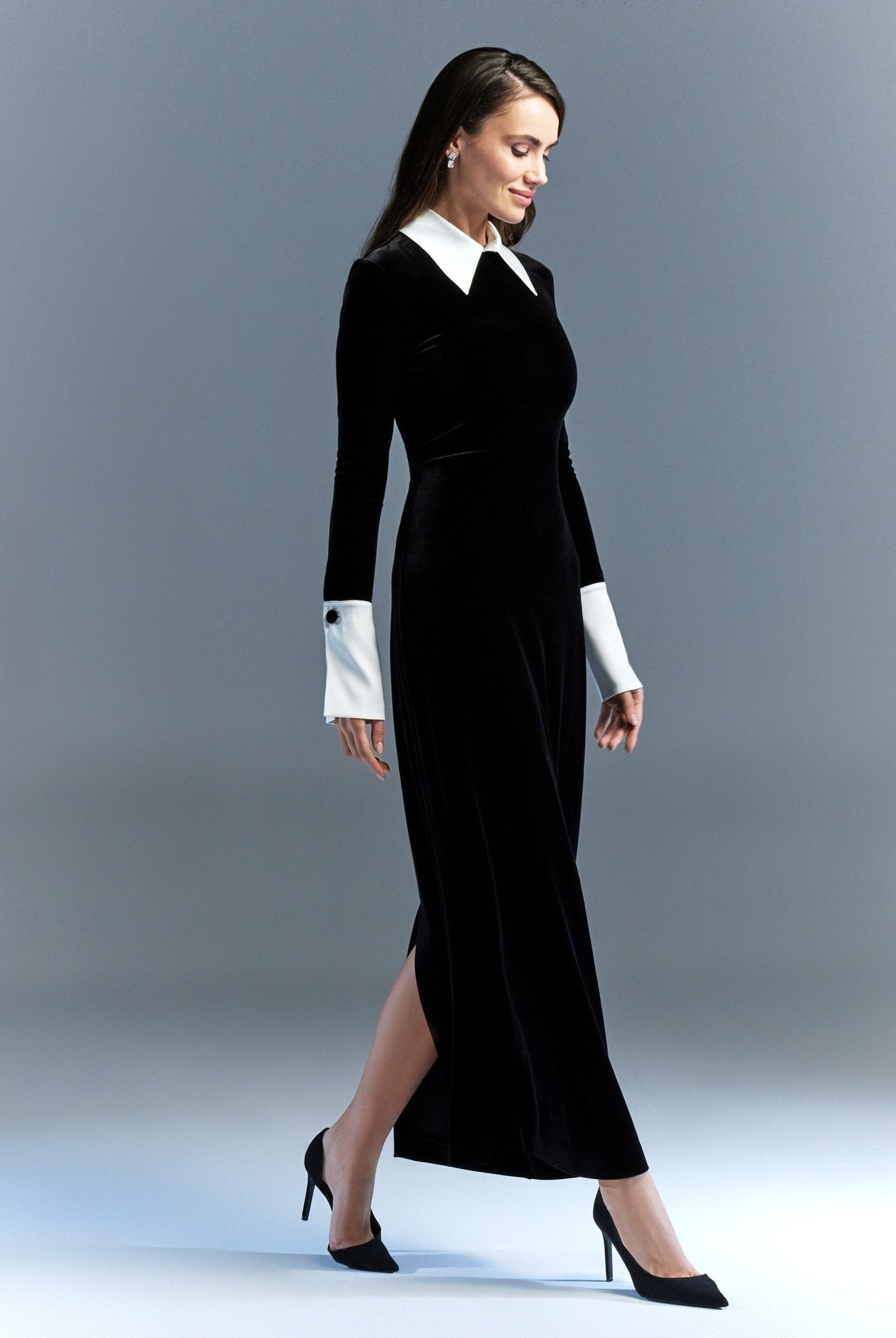 Velvet maxi dress with white collar - shopaleena