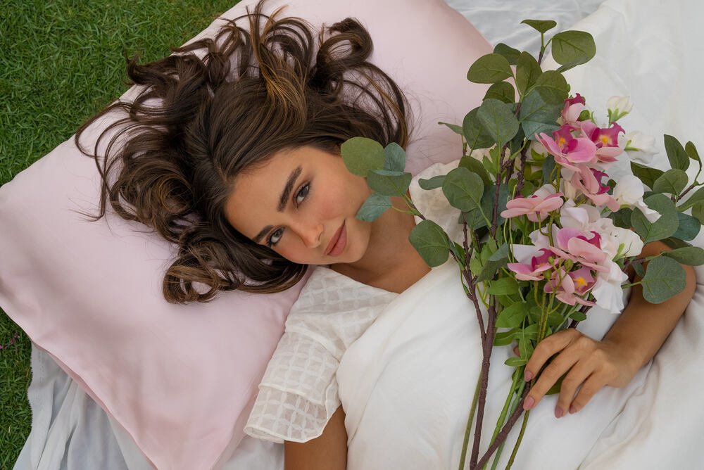 أفضل أنواع المخدات للبشرة الحساسة وحب الشباب | مدونة الينا - shopaleena