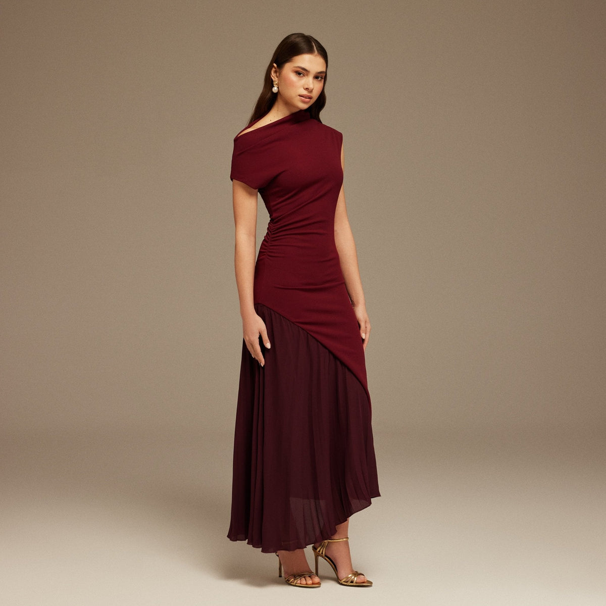 Asymmetric Neckline Midi Dress with Pleats - shopaleena