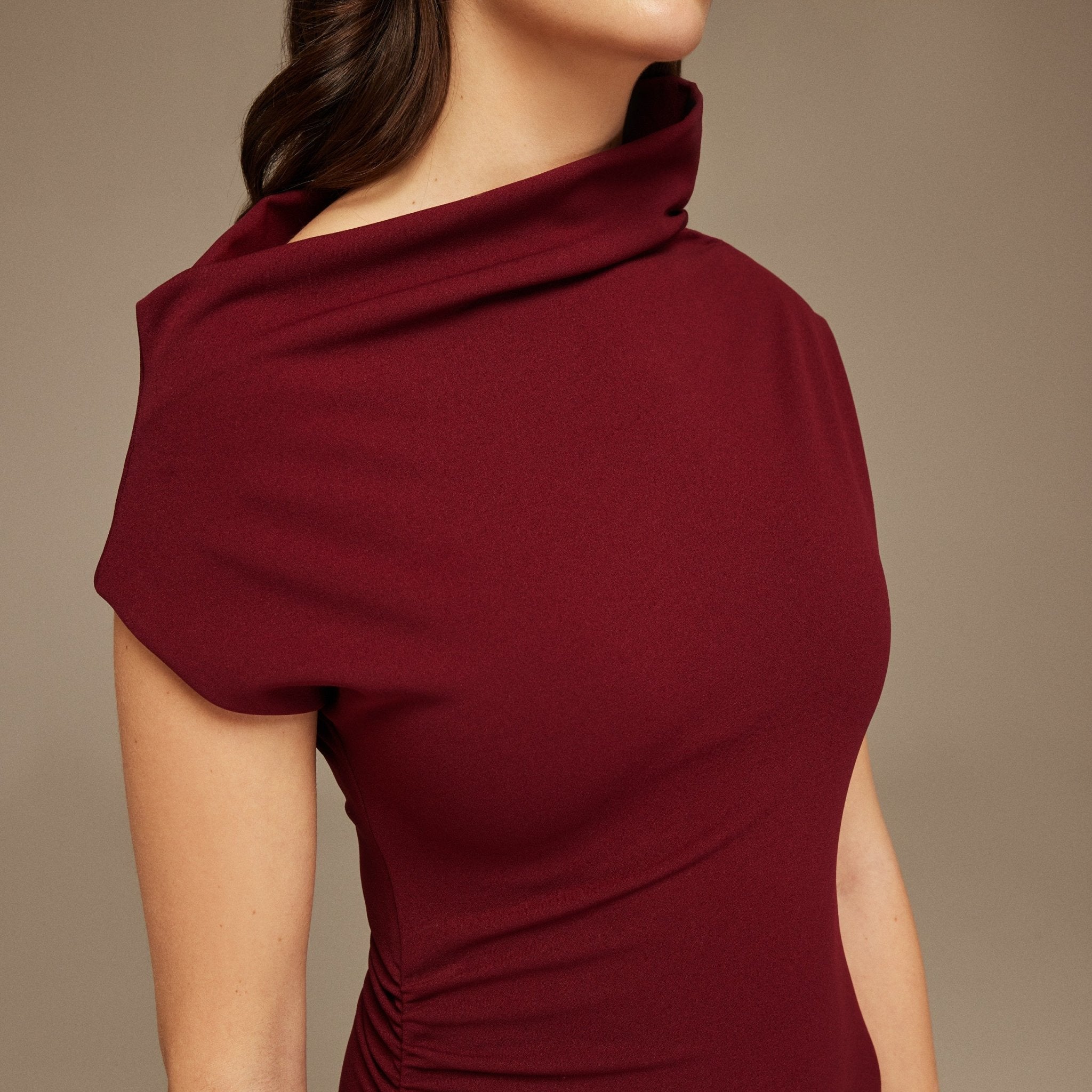 Asymmetric Neckline Midi Dress with Pleats - shopaleena
