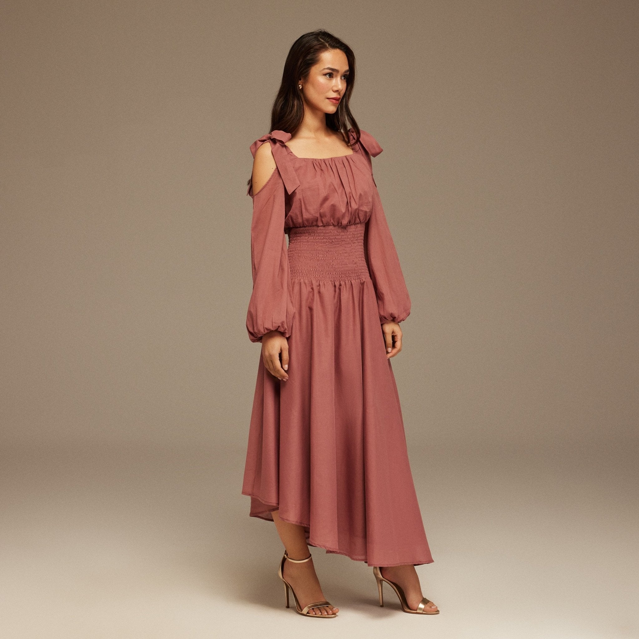 Balloon Long Sleeve With Ruched Waist Midi Dress - shopaleena