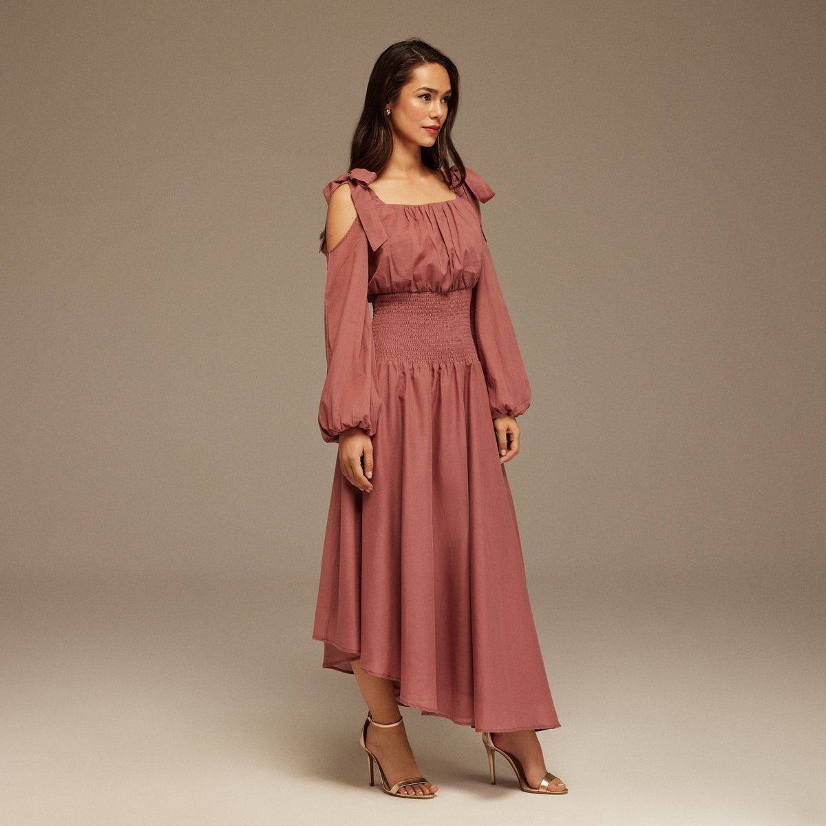 Balloon Long Sleeve With Ruched Waist Midi Dress - shopaleena