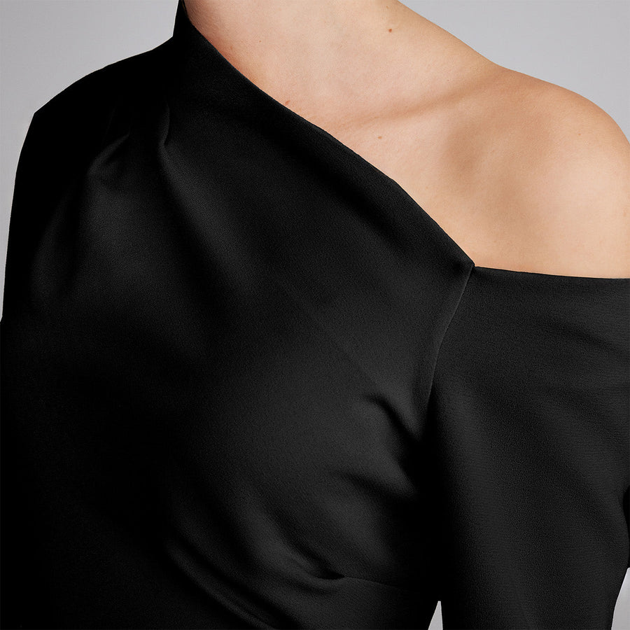 Bare shoulder Crepe Blouse - shopaleena