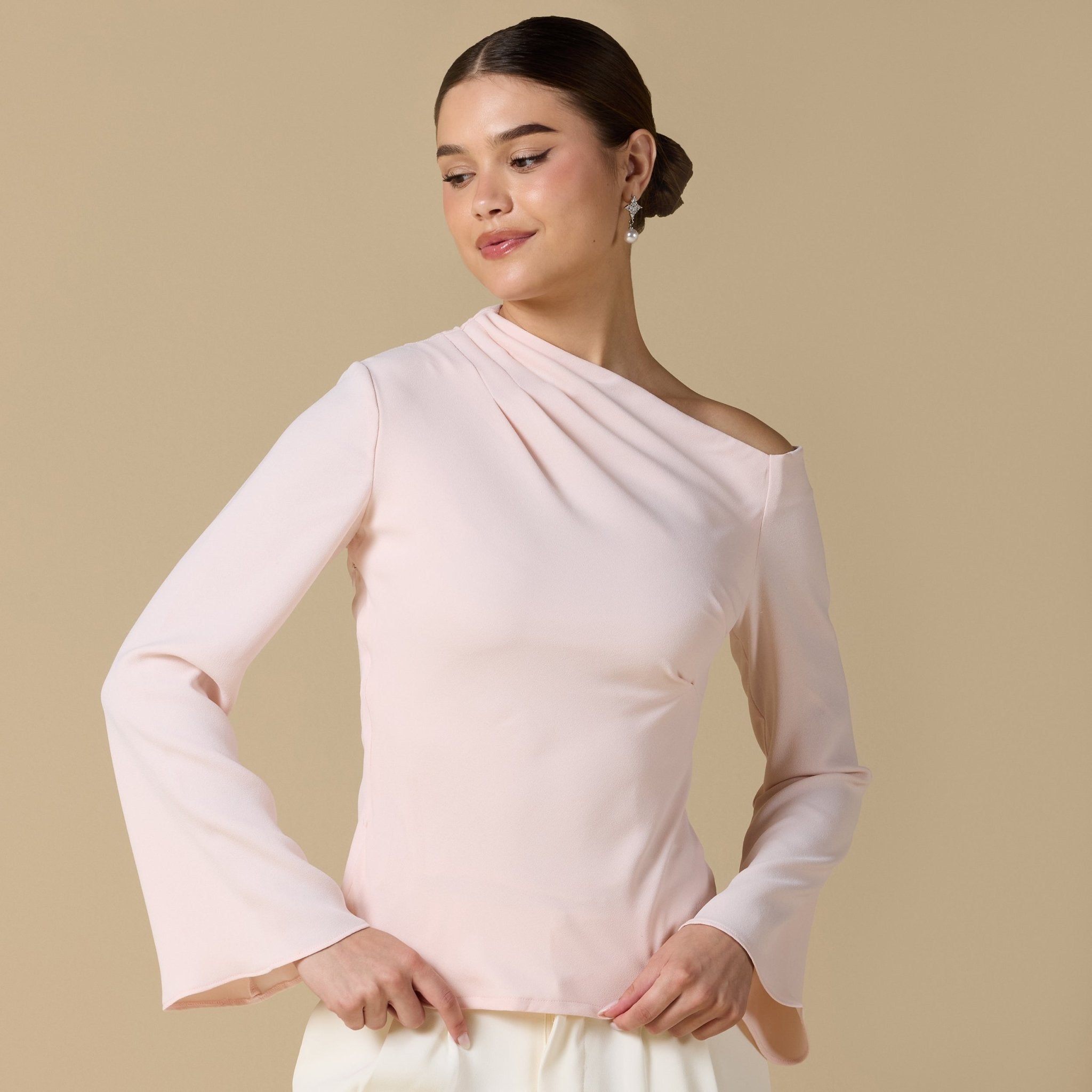 Bare shoulder Crepe Blouse - shopaleena