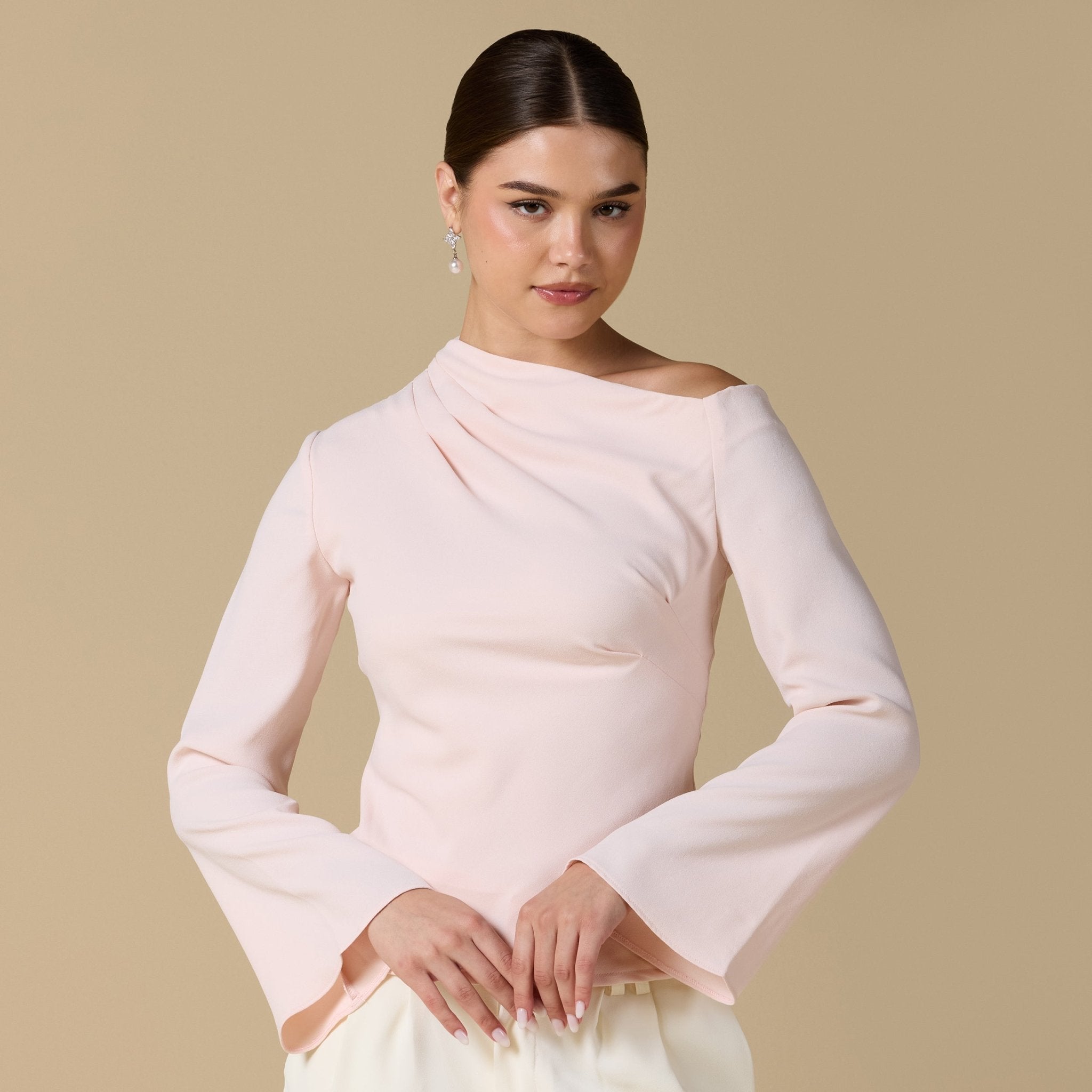 Bare shoulder Crepe Blouse - shopaleena