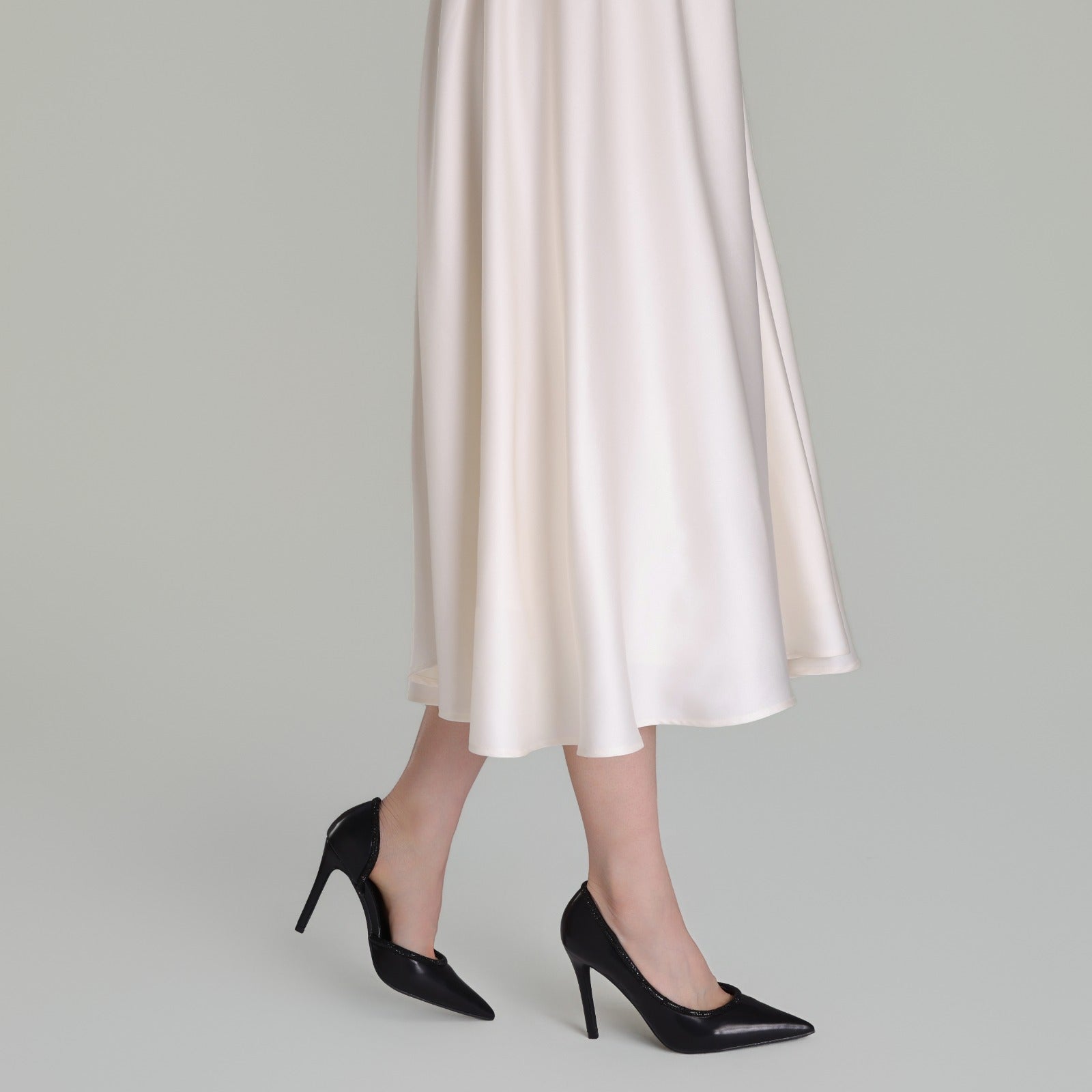 Black Leather Pointed Toe Pumps - shopaleena