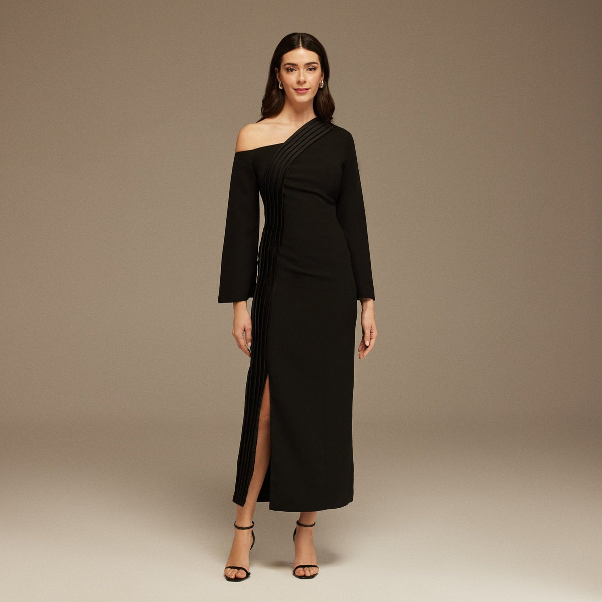 Black Open Shoulder Maxi Crepe Dress - shopaleena