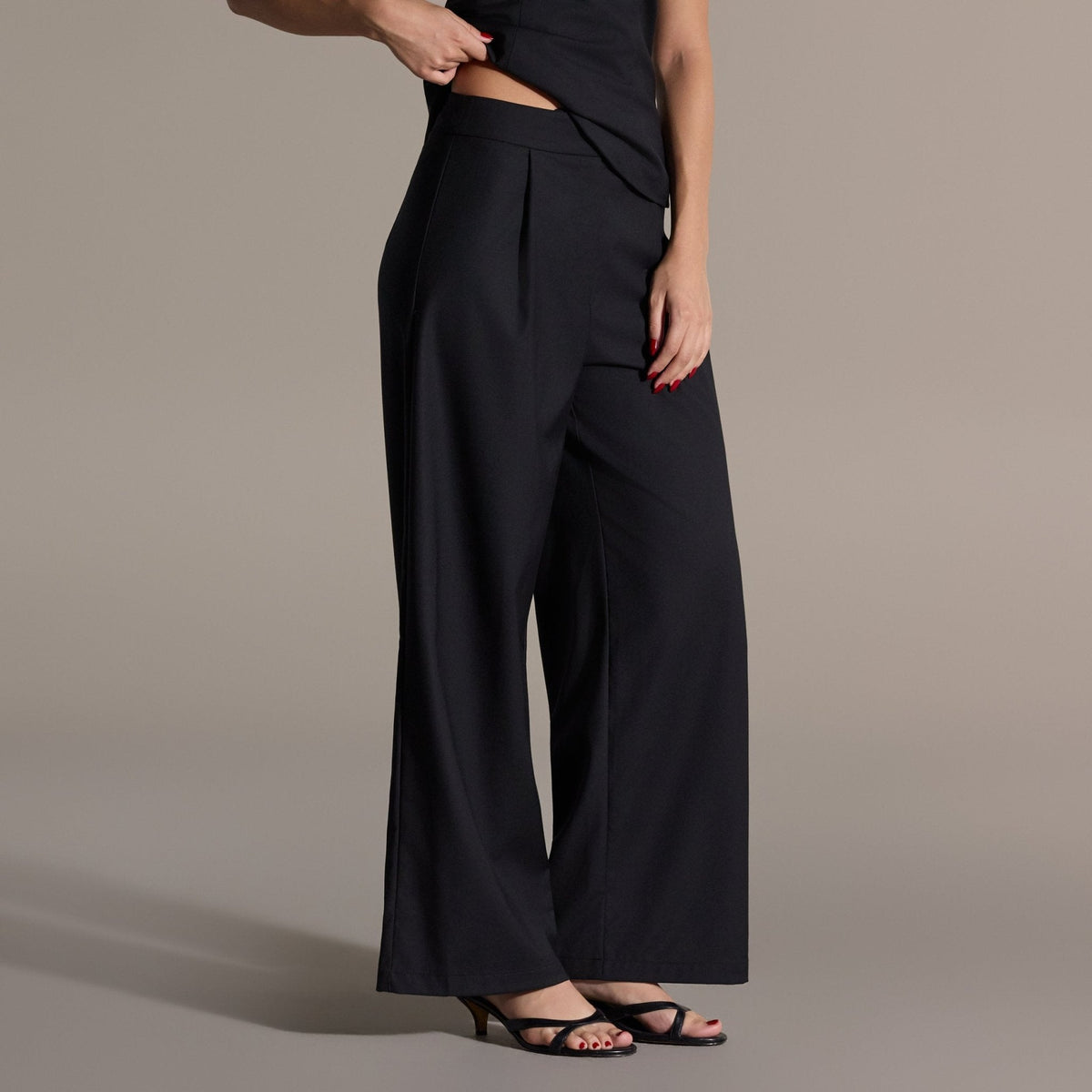 Black Straight Leg Trouser - shopaleena