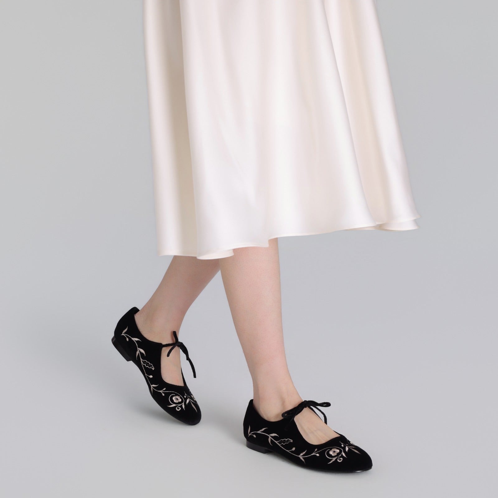 Black Velvet Embroidered Flats - shopaleena