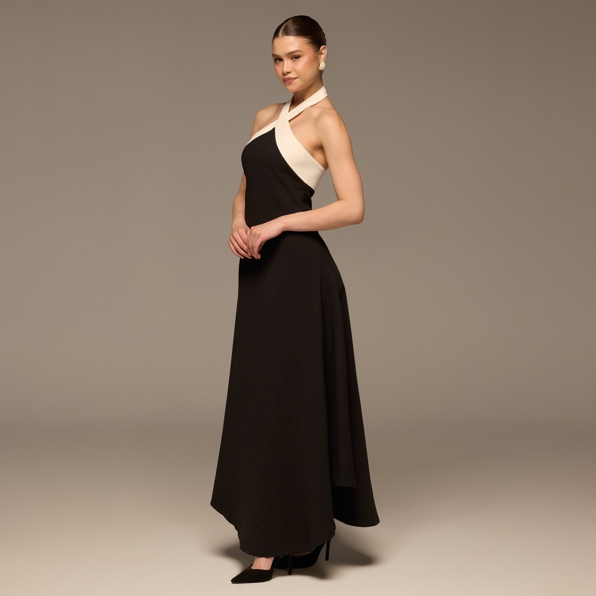 Black & White Halter Crepe Maxi Dress - shopaleena