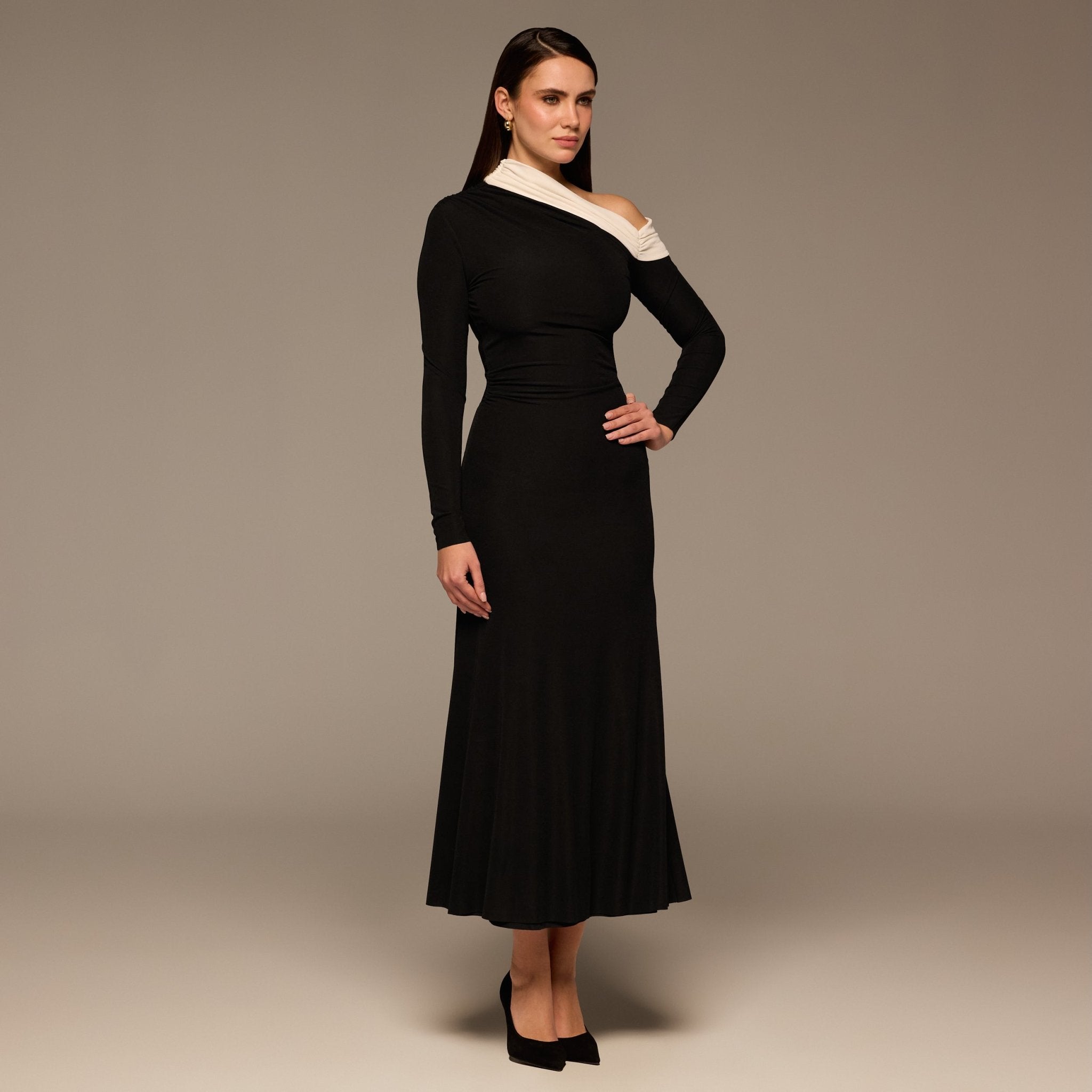 Black & White Off Shoulder Ruched Maxi Dress - shopaleena