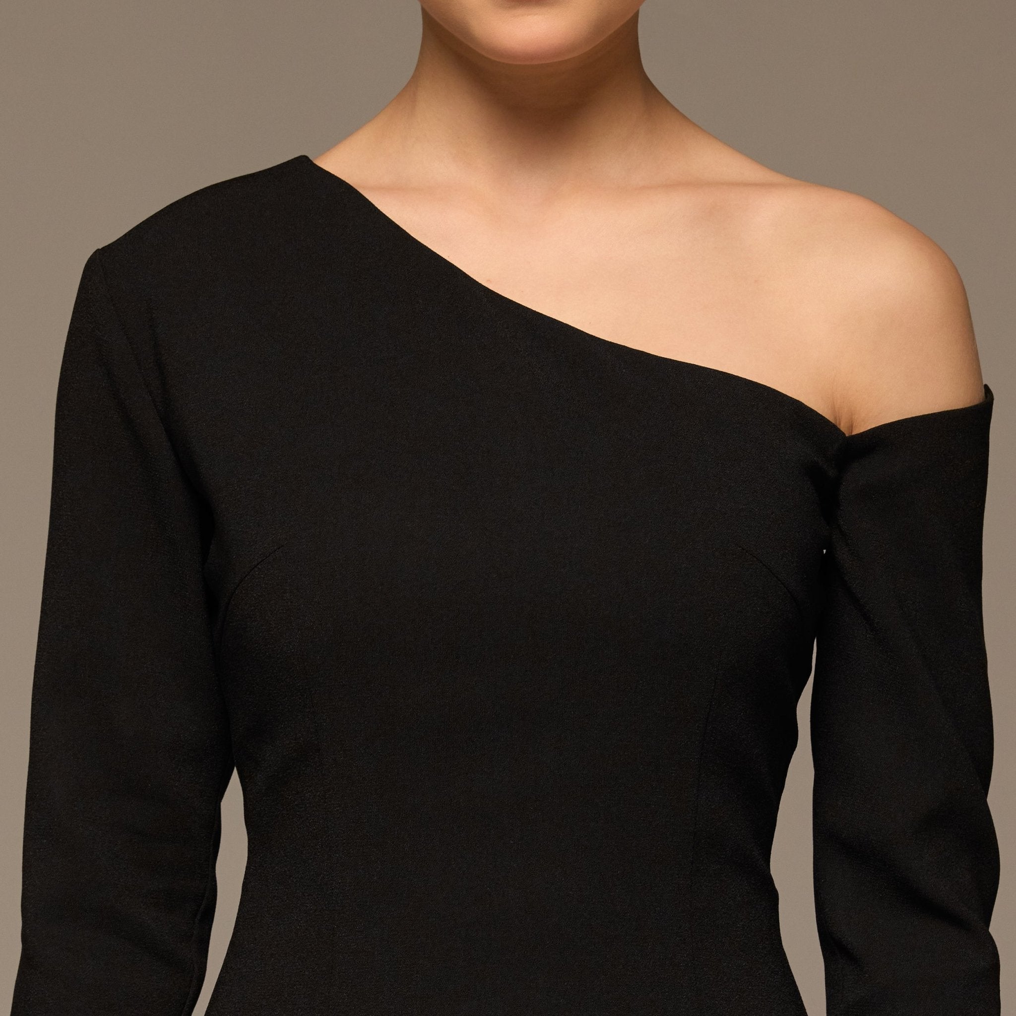 Black & White One - shoulder Crepe Dress With Pleated Skirt - shopaleena