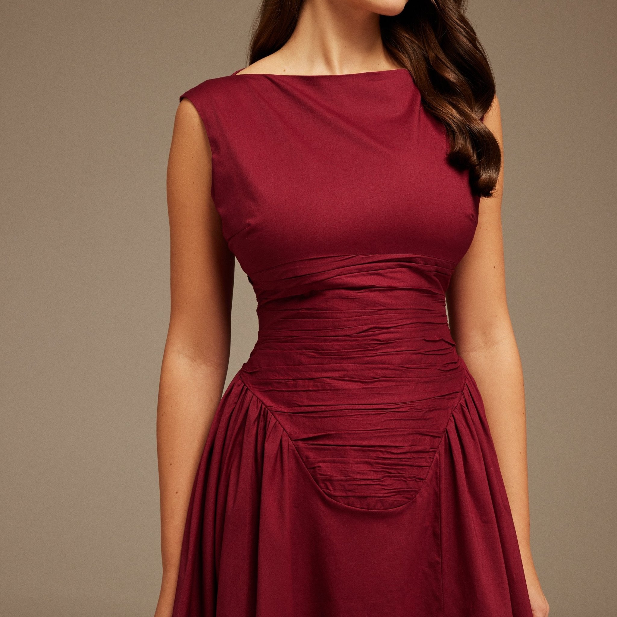 Burgundy Gathered Pleated Waist Midi Dress - shopaleena