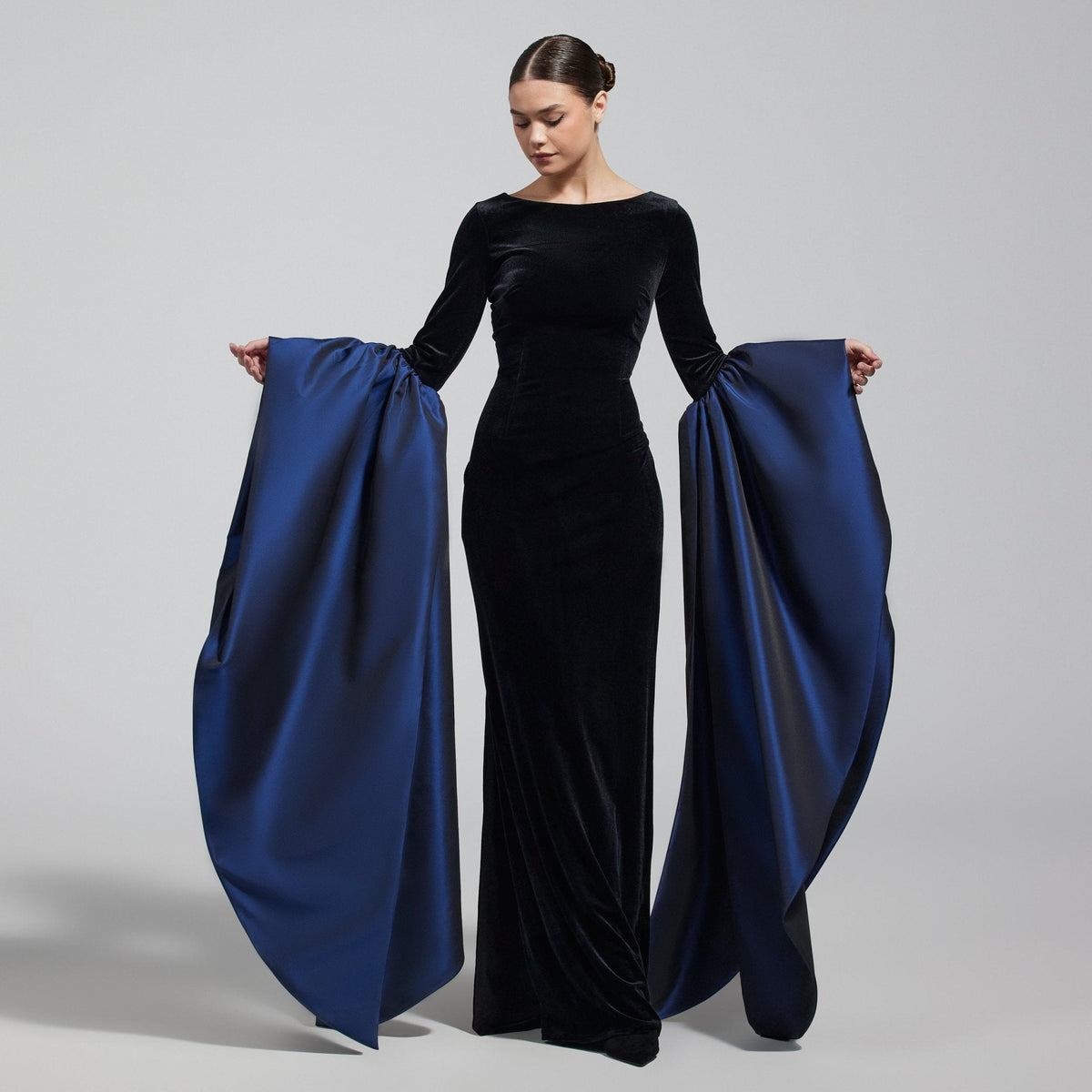 Fitted Gown With Extra Long Sleeves - shopaleena