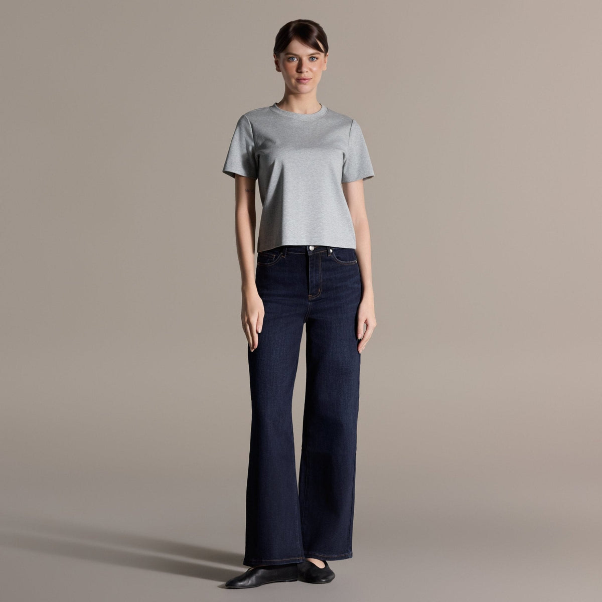 Gray Round Neck T-Shirt - shopaleena