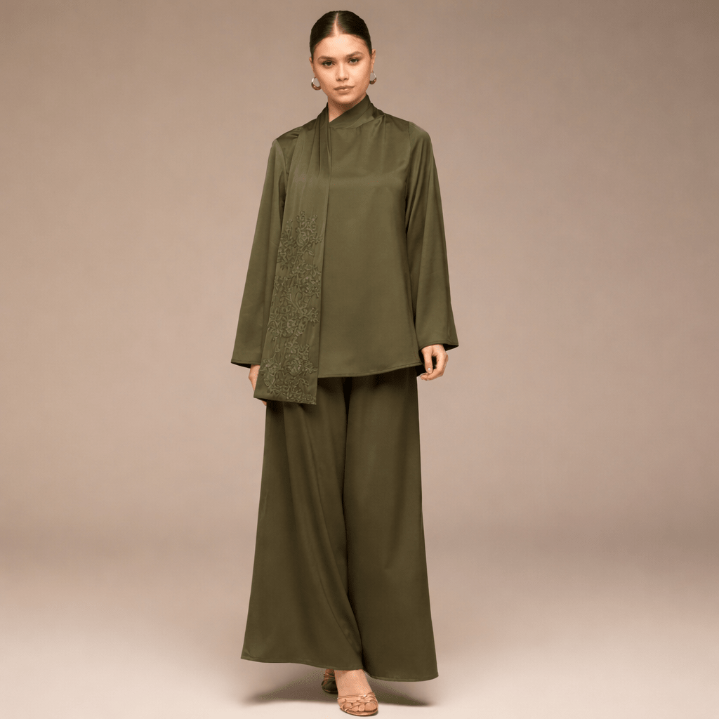 Green Wide Leg Satin Pants - shopaleena