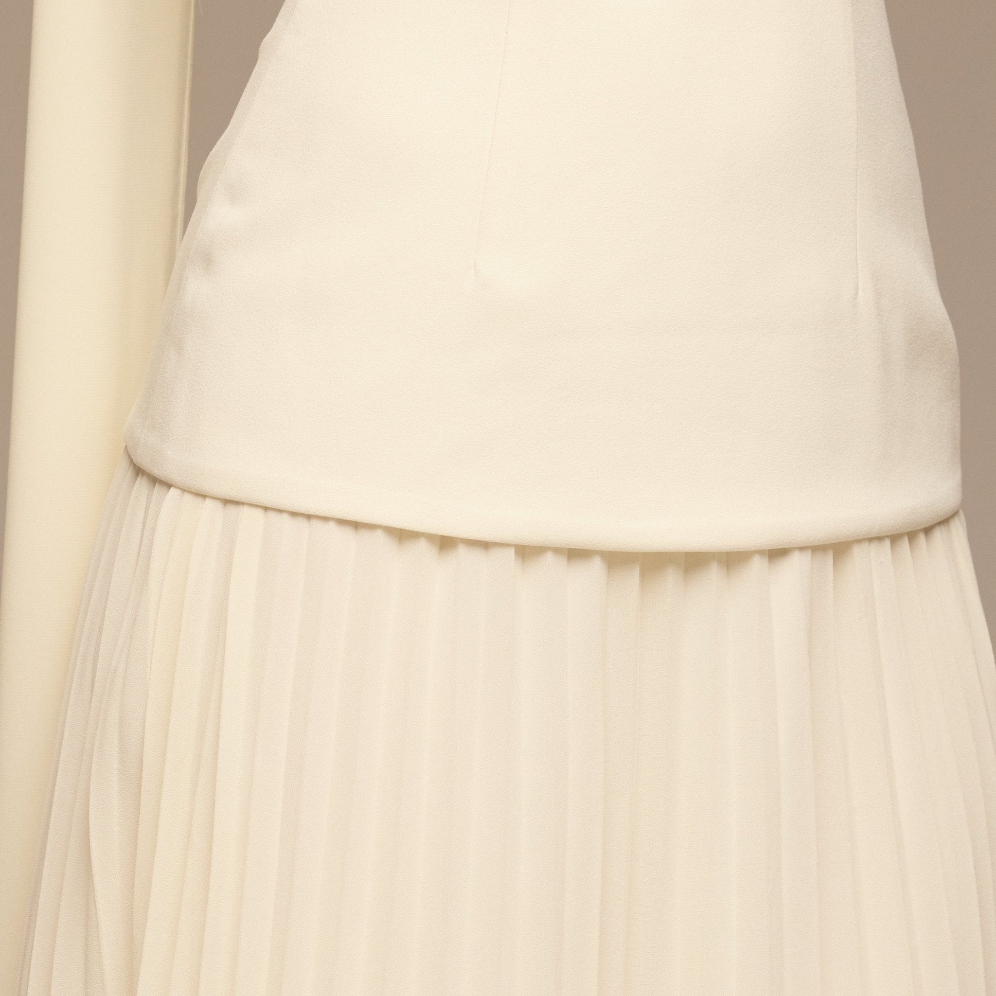 Ivory Crepe and Chiffon Pleated Dress with Scarf - shopaleena