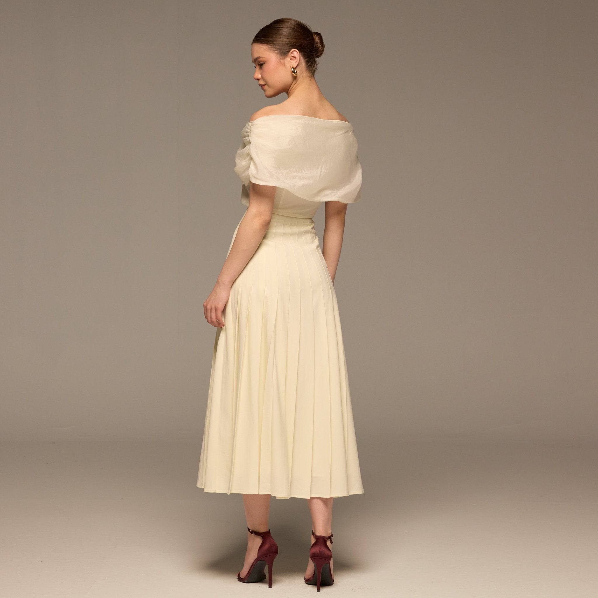 Ivory Pleated A Line Crepe Skirt - shopaleena