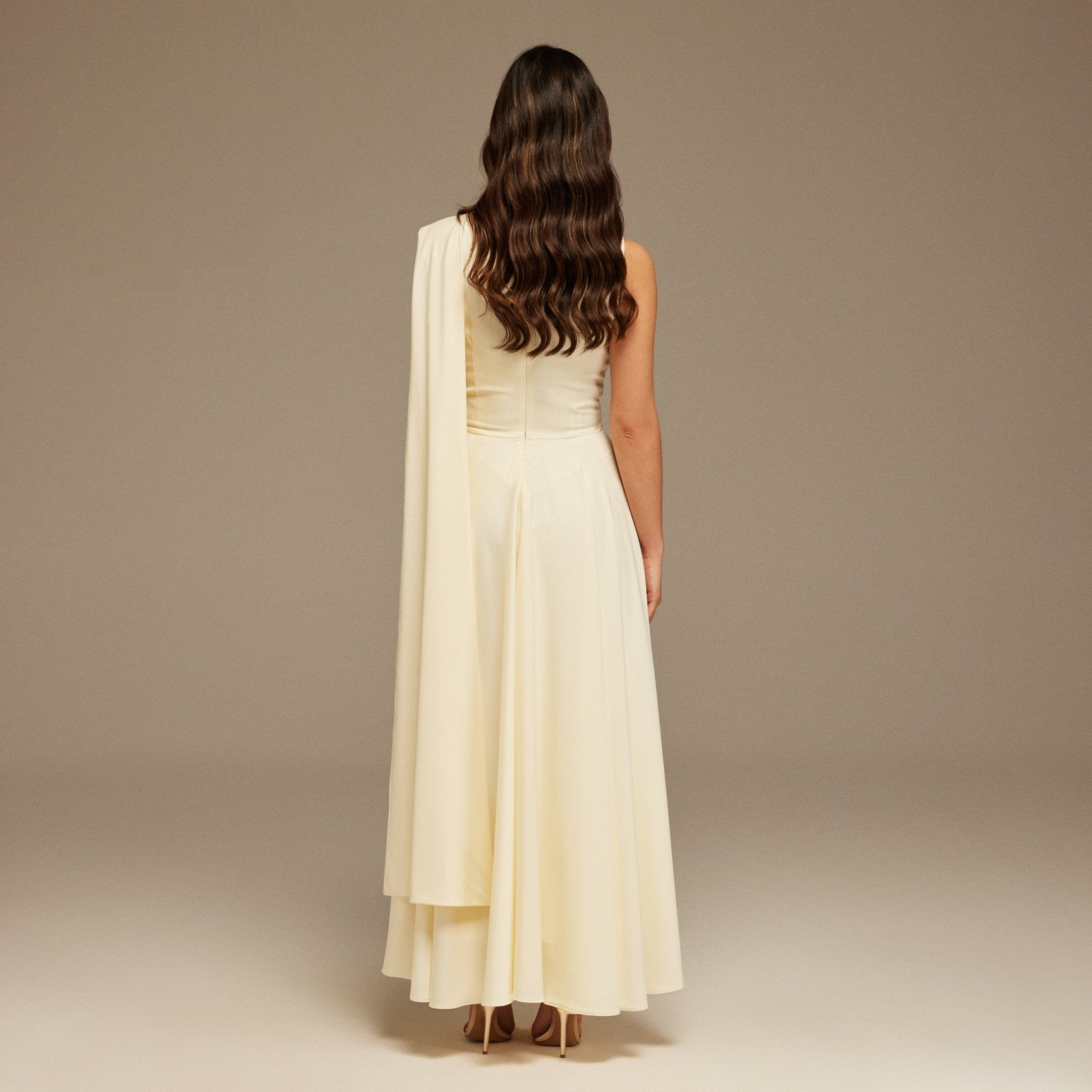 Ivory Sleeveless Satin Maxi Dress With Scarf - shopaleena