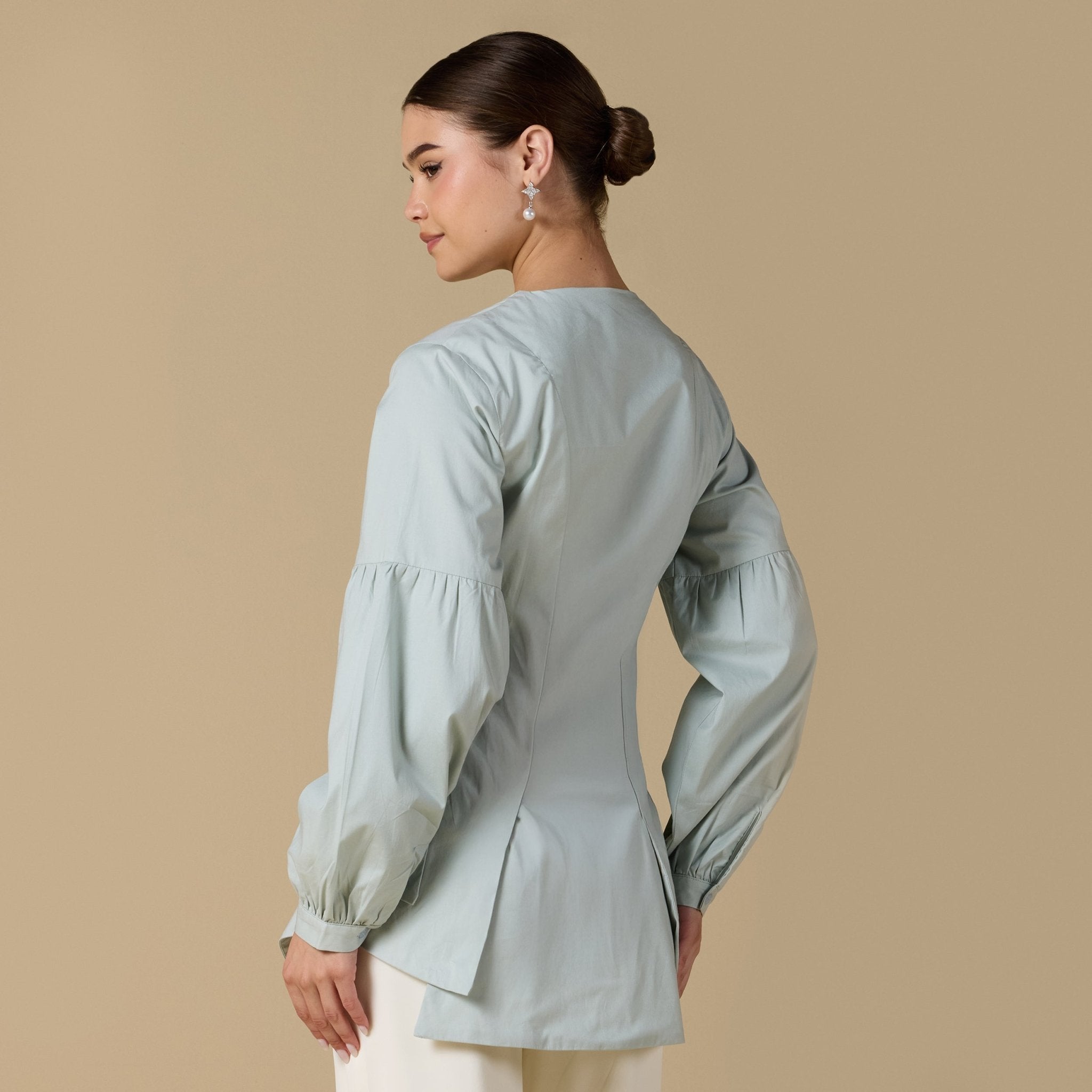 Long sleeve ruffled shirt - shopaleena
