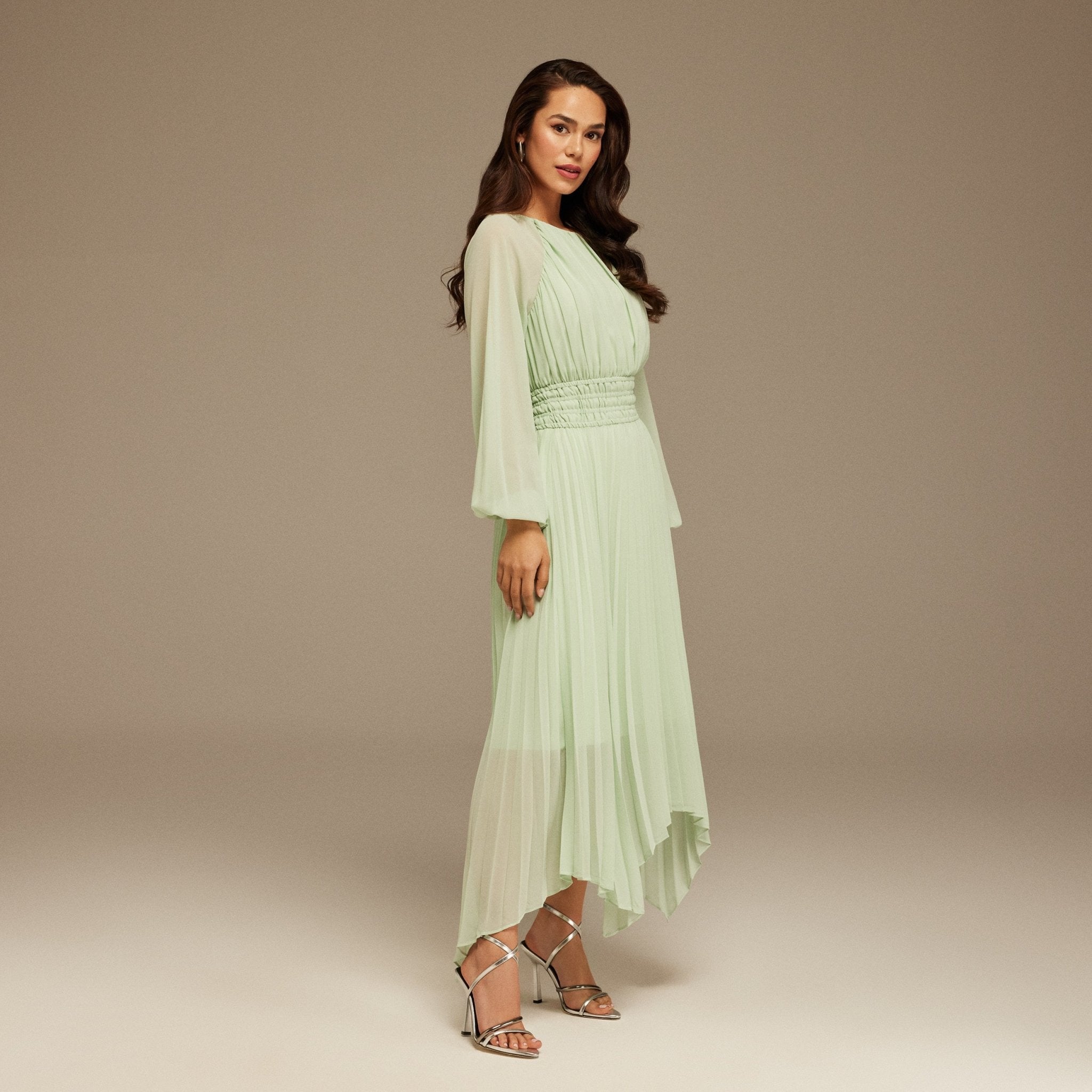 Mint Green Ruched top long sleeve Chiffon Midi Dress - shopaleena