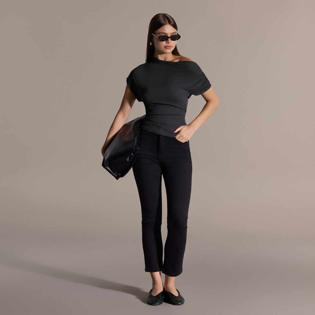 Off shoulder Fitted Top - shopaleena