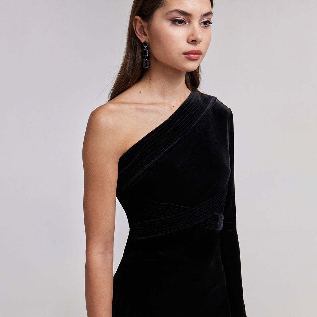 One - Shoulder Velvet Dress with Asymmetric Hemline - shopaleena